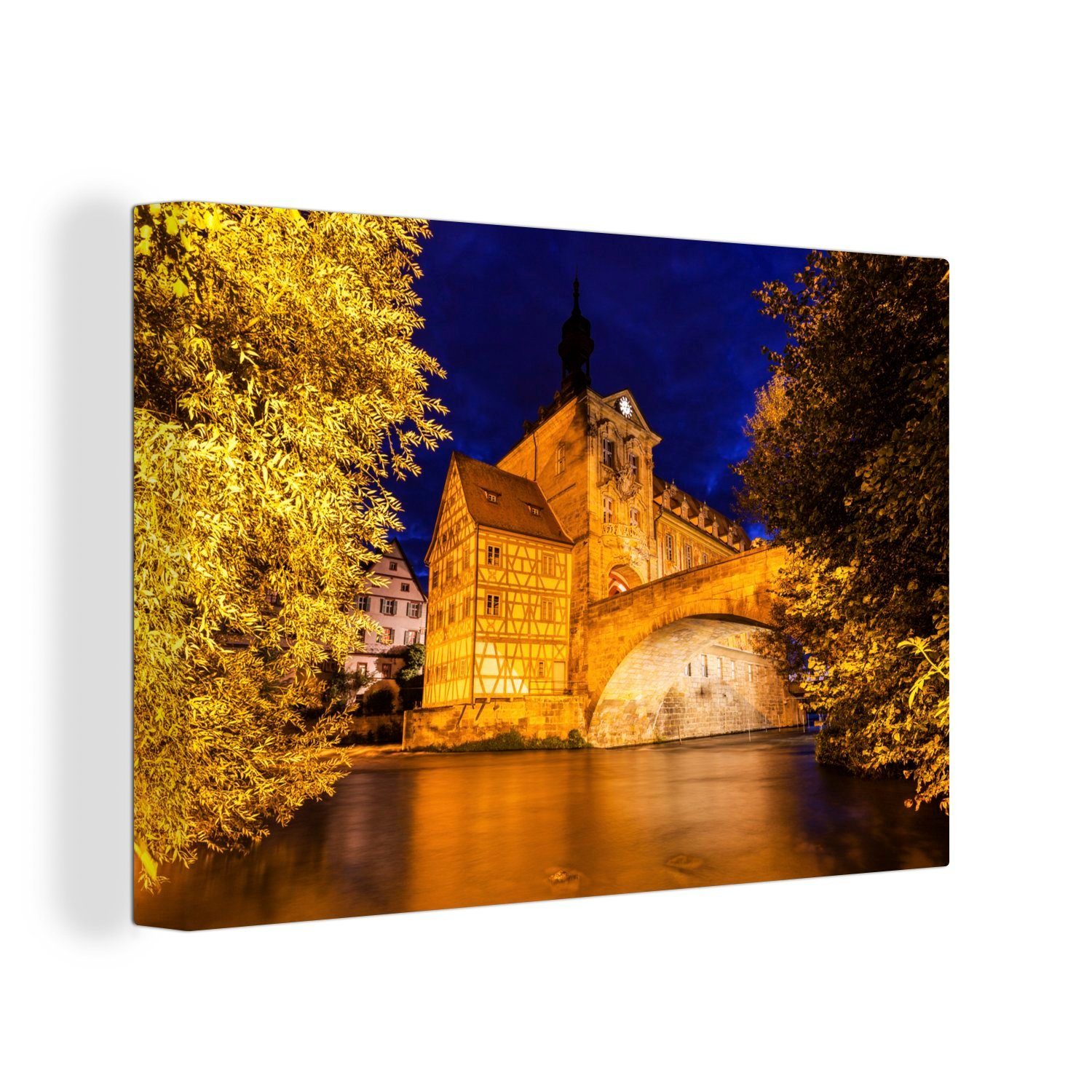 OneMillionCanvasses® Leinwandbild Das alte Rathaus von Bamberg im historischen Zentrum am Fluss Regnitz, (1 St), Wandbild Leinwandbilder, Aufhängefertig, Wanddeko, 30x20 cm