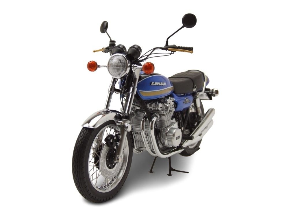 Minichamps Modellmotorrad Kawasaki 900 Z1 Super 4 1972 blau metallic, Maßstab 1:12