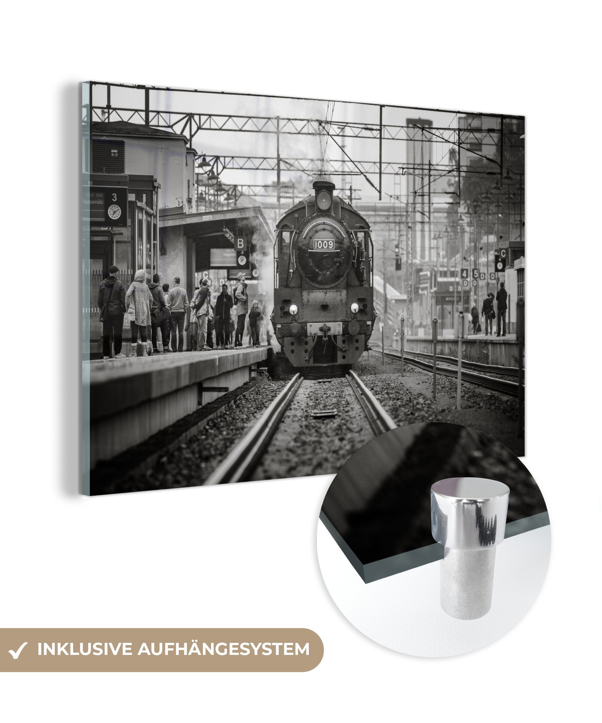 MuchoWow Acrylglasbild Schwarz-Weiß-Fotografie eines Dampfzuges in einem Bahnhof, (1 St), Acrylglasbilder Wohnzimmer & Schlafzimmer