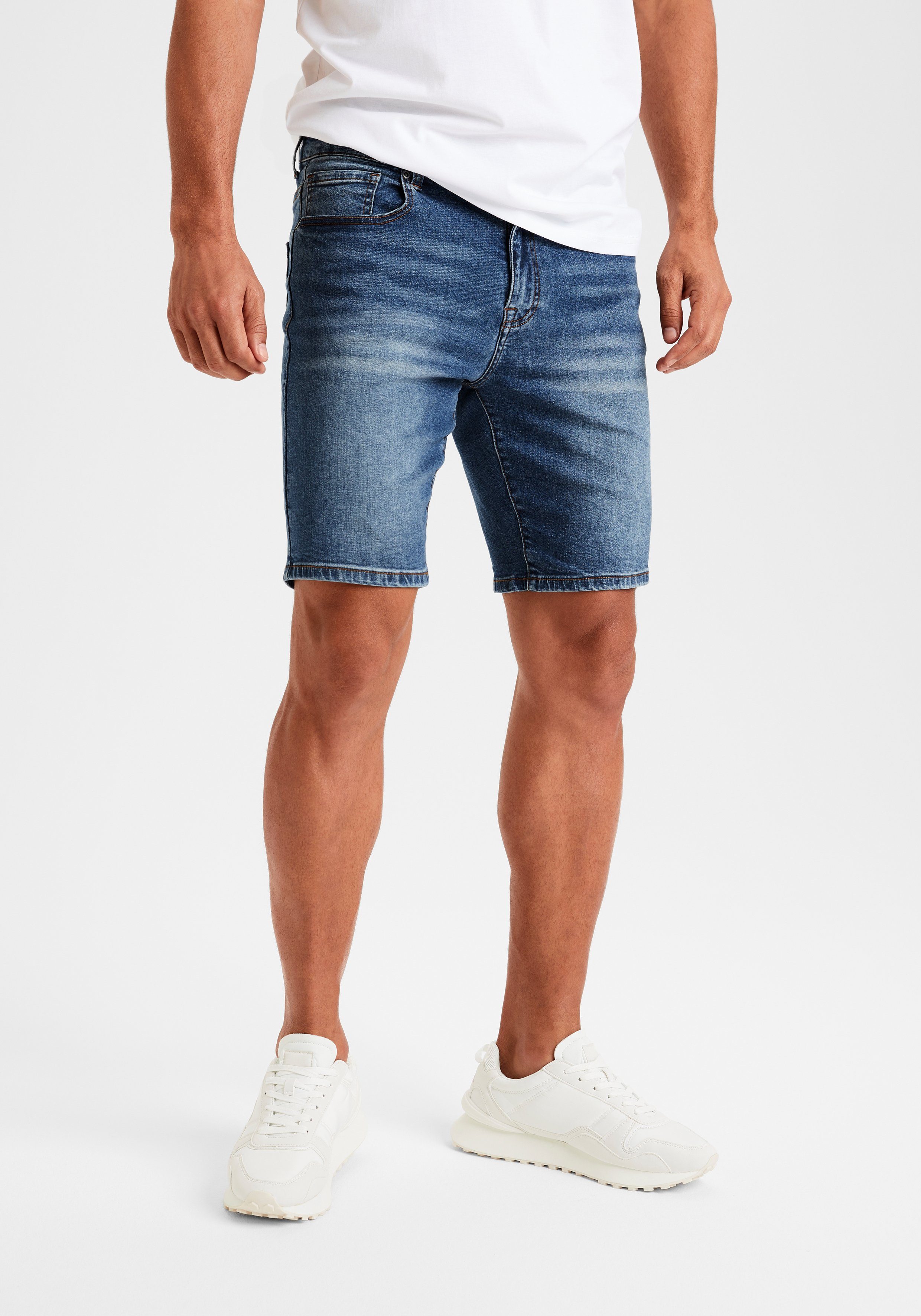 Buffalo Jeansshorts 5-Pocket Shorts mit normaler Bundhöhe, kurze Hose aus elastischer Denim-Qualität