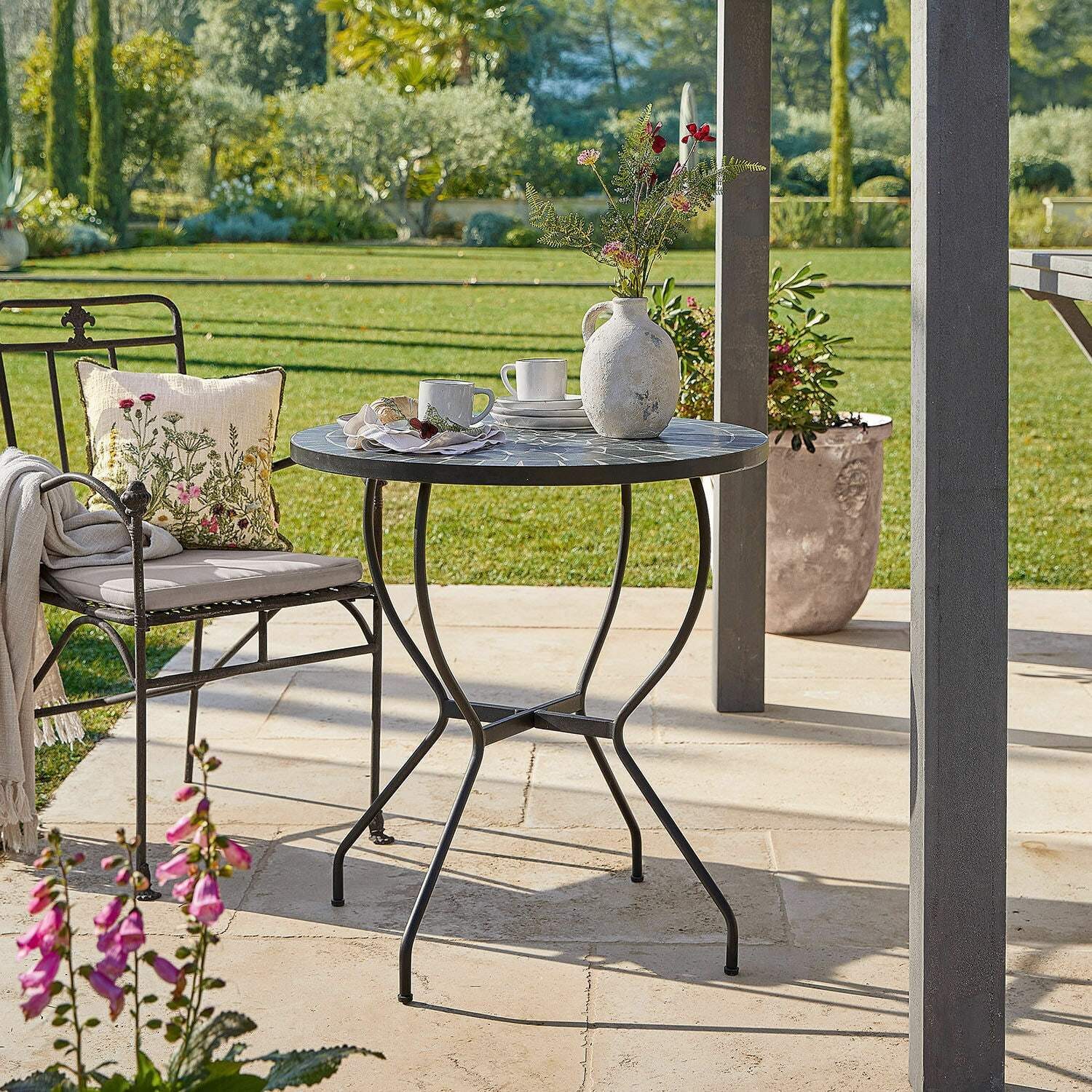 Mirabeau Gartentisch Tisch Ballaigues antikgrün/schwarz