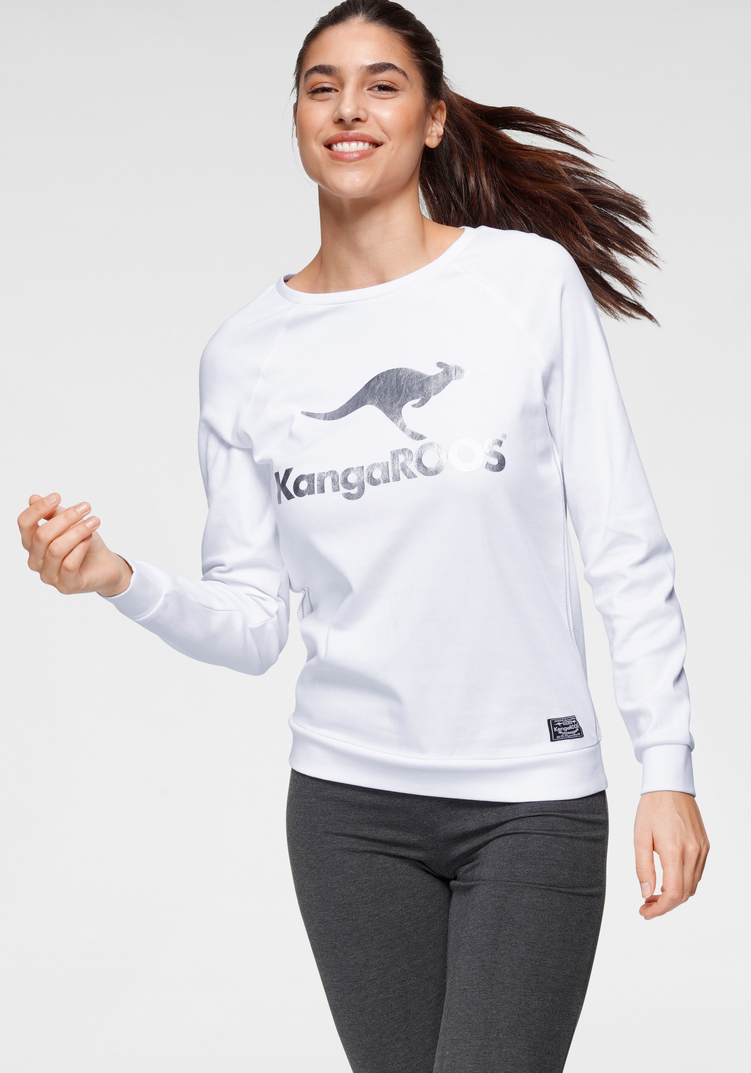 KangaROOS Sweater mit großem Label-Print vorne weiß