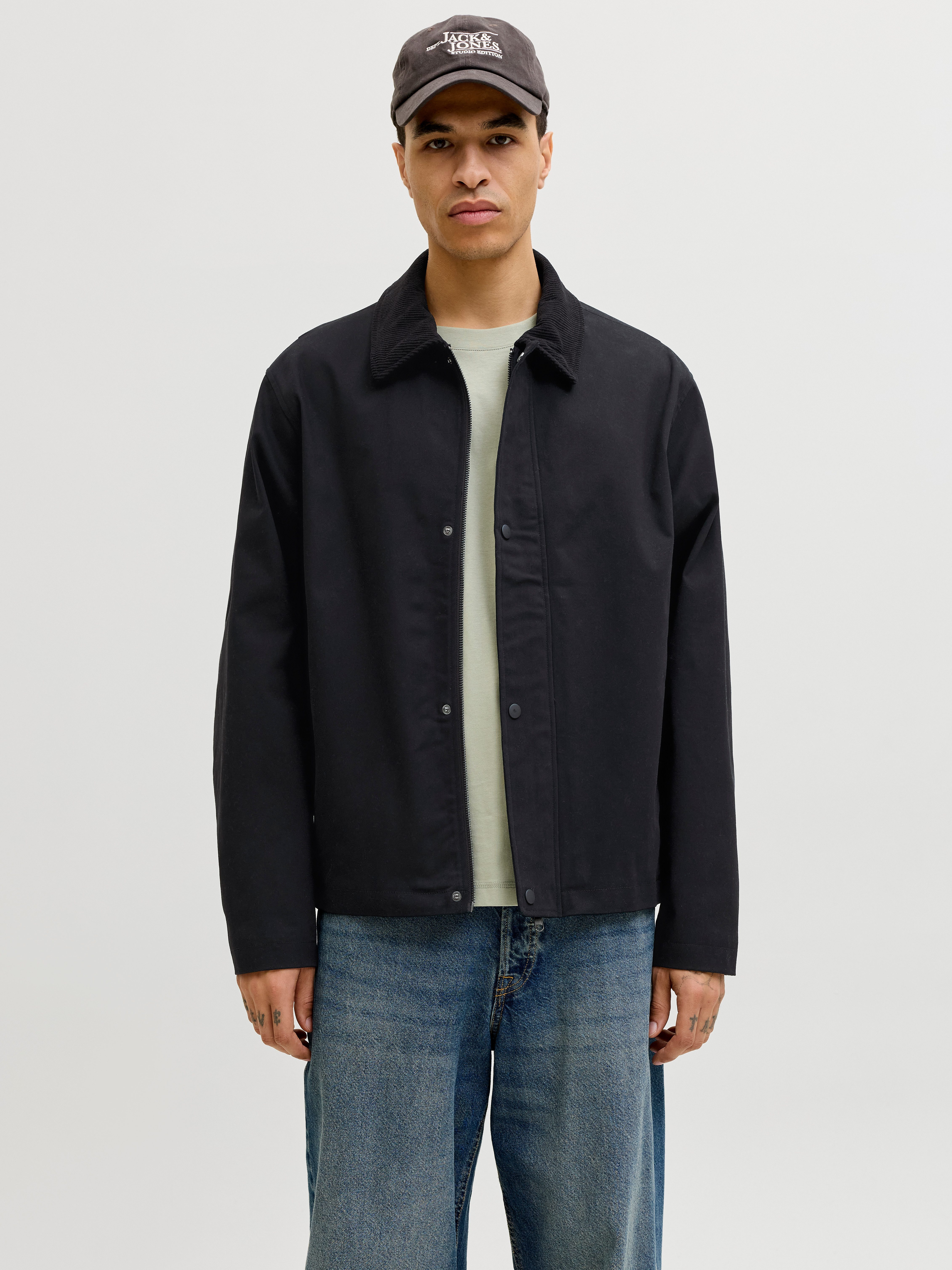 Jack & Jones Kurzjacke JJEGRAHAM WORKER JACKET SN mit Fly-Away-Kragen