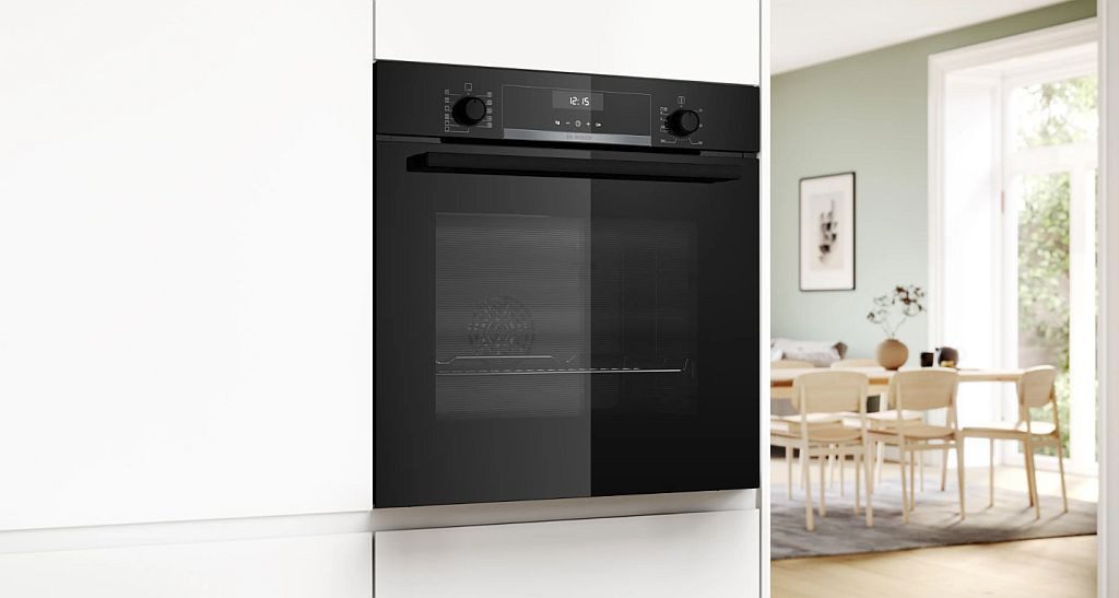 BOSCH Backofen mit 3D-Heißluft Air Fry Funktion und EcoClean-Technologie HBG537EB4