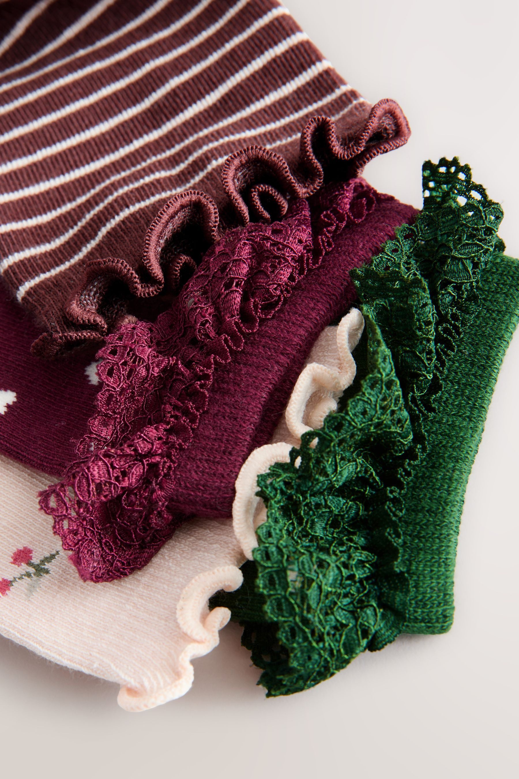 Next Kurzsocken Socken mit hohem Baumwollanteil im 4er-Pack (4-Paar)