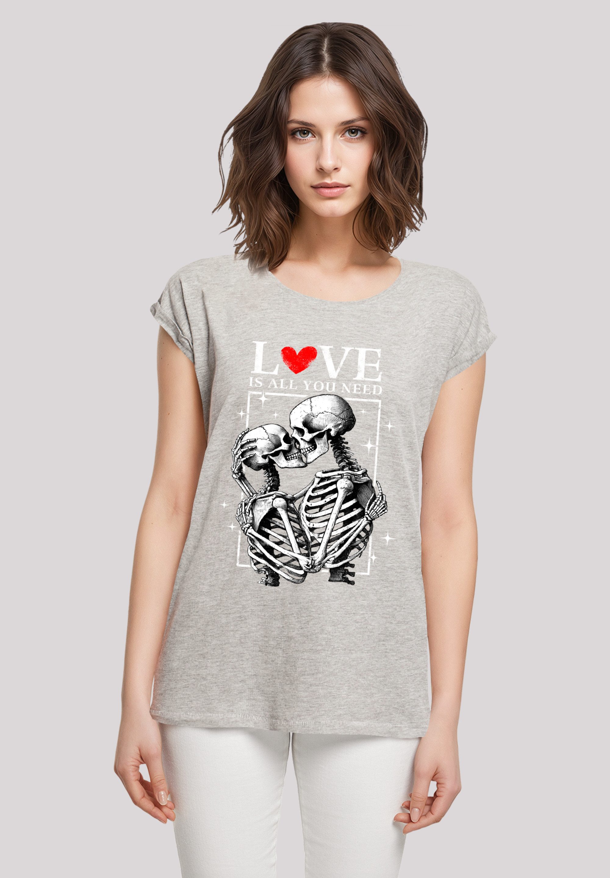 T-Shirt Love is all you need