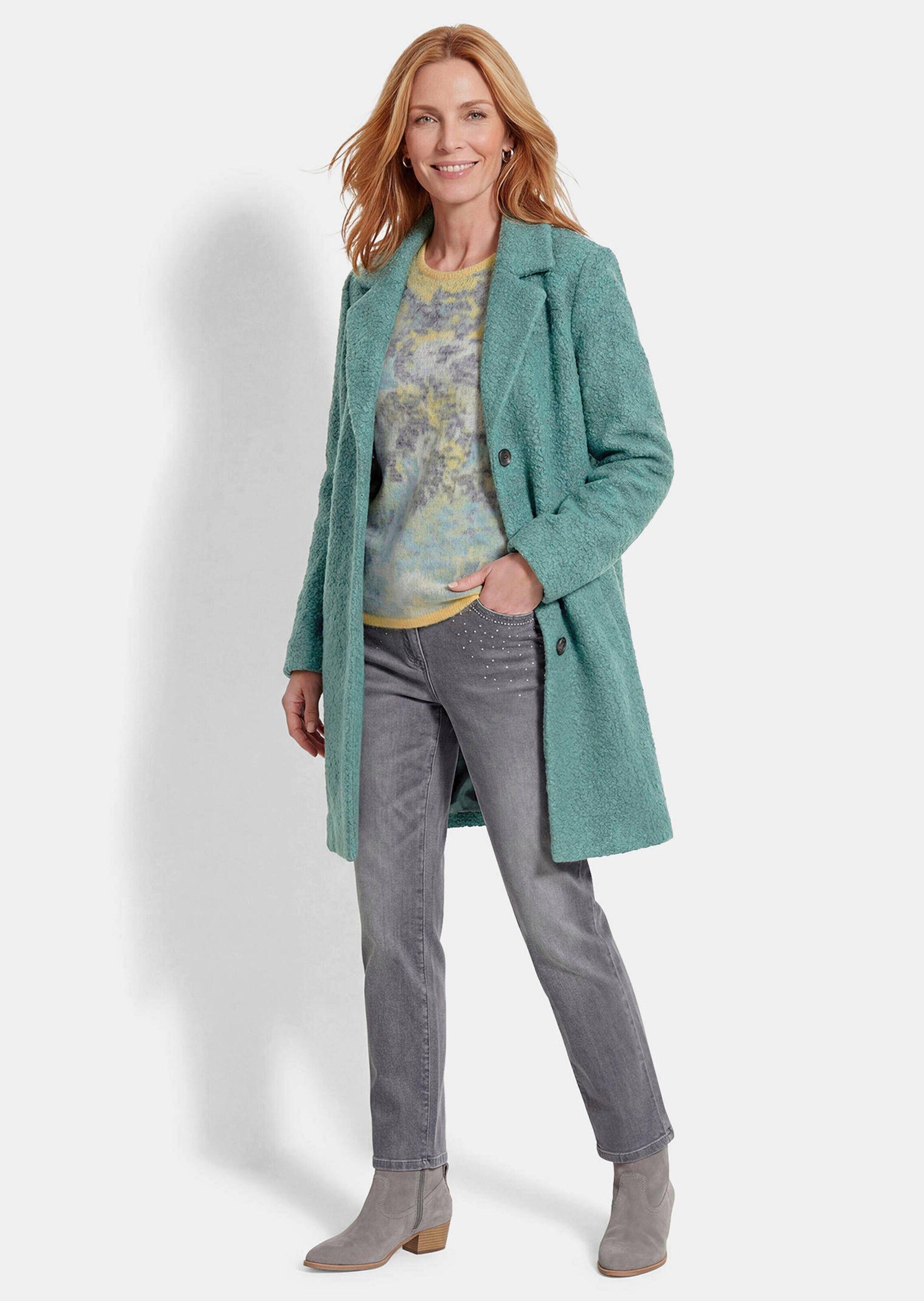 GOLDNER Jerseyblazer Kurzgröße: Gerader Bouclé-Mantel mit Reverskragen Leicht gefüttertes Modell mit Knopfleiste und Eingriffstaschen – Bild 2 von 5