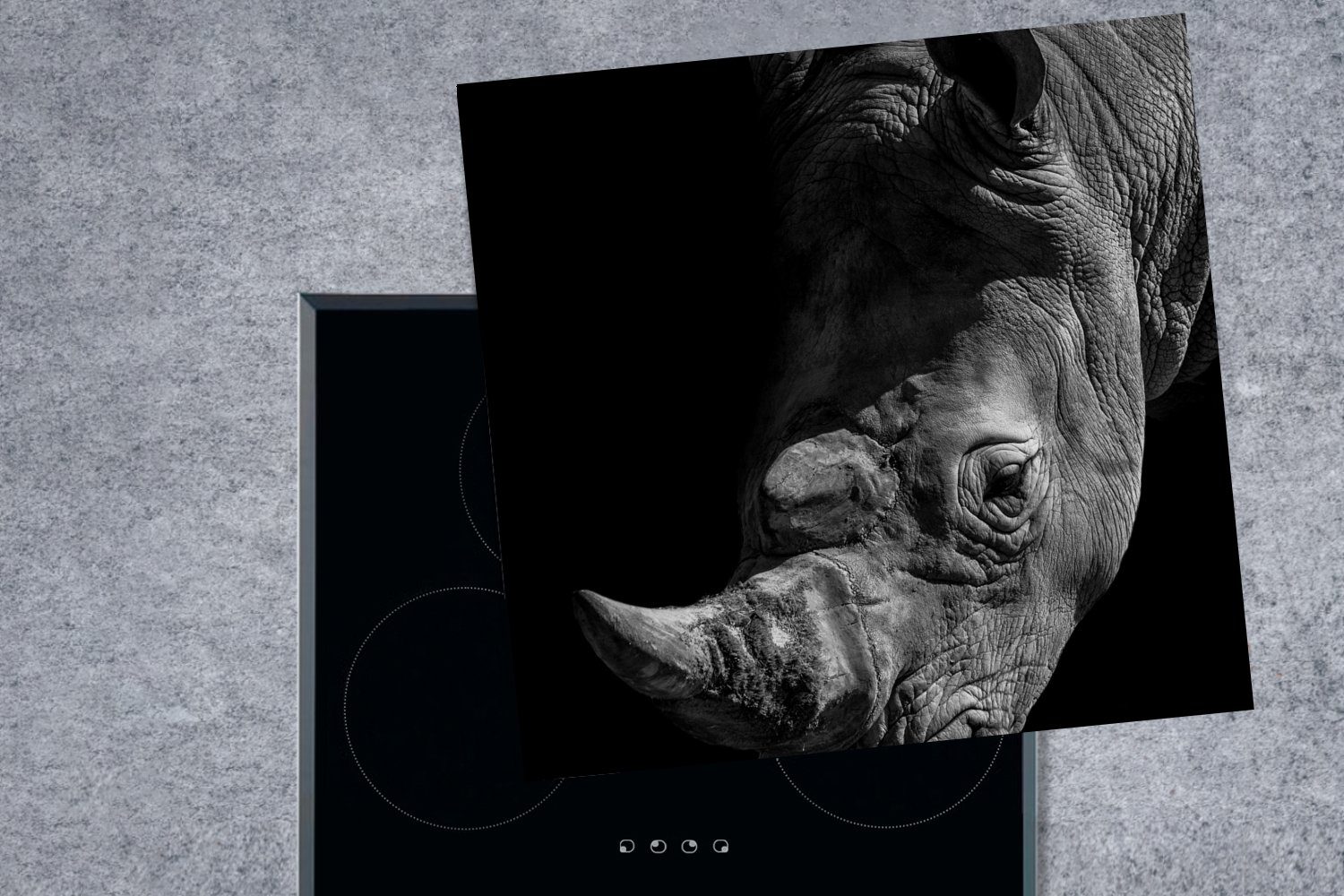 MuchoWow Herdblende-/Abdeckplatte Nahaufnahme eines Nashorns schwarzem tlg), Ceranfeldabdeckung, Hintergrund, (1 cm, Vinyl, Arbeitsplatte küche 78x78 für auf