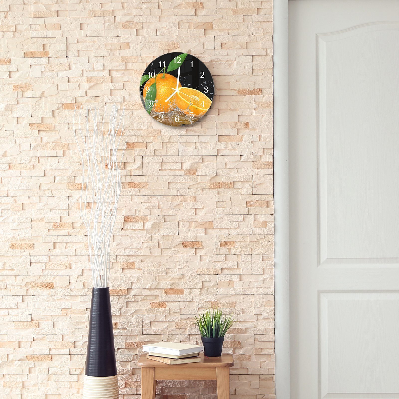 Wanduhr cm auf Glas mit aus Orangen Durchmesser mit - Quarzuhrwerk Primedeco und Rund Motiv Wasser Wanduhr 30