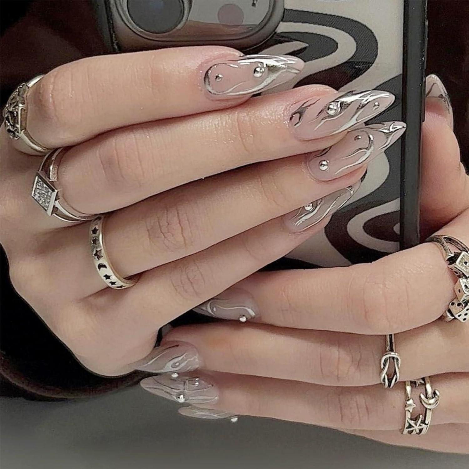 Kunstfingernägel 24 Stück Silber Swirl Mandel Nägel Perlen Design Glossy Pink Oval