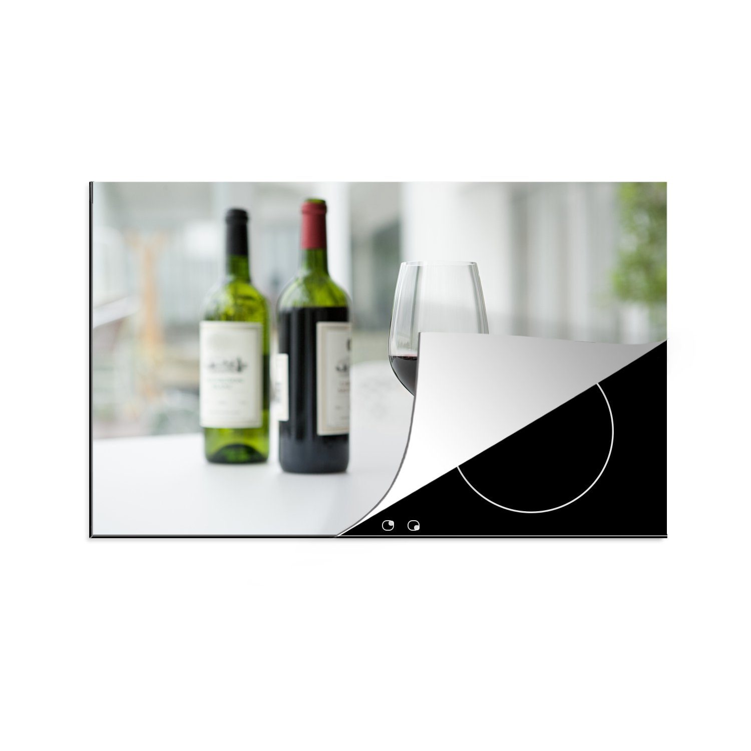 MuchoWow Herdblende-/Abdeckplatte Zwei Flaschen Rotwein und ein Glas Rotwein, Vinyl, (1 tlg), 81x52 cm, Induktionskochfeld Schutz für die küche, Ceranfeldabdeckung