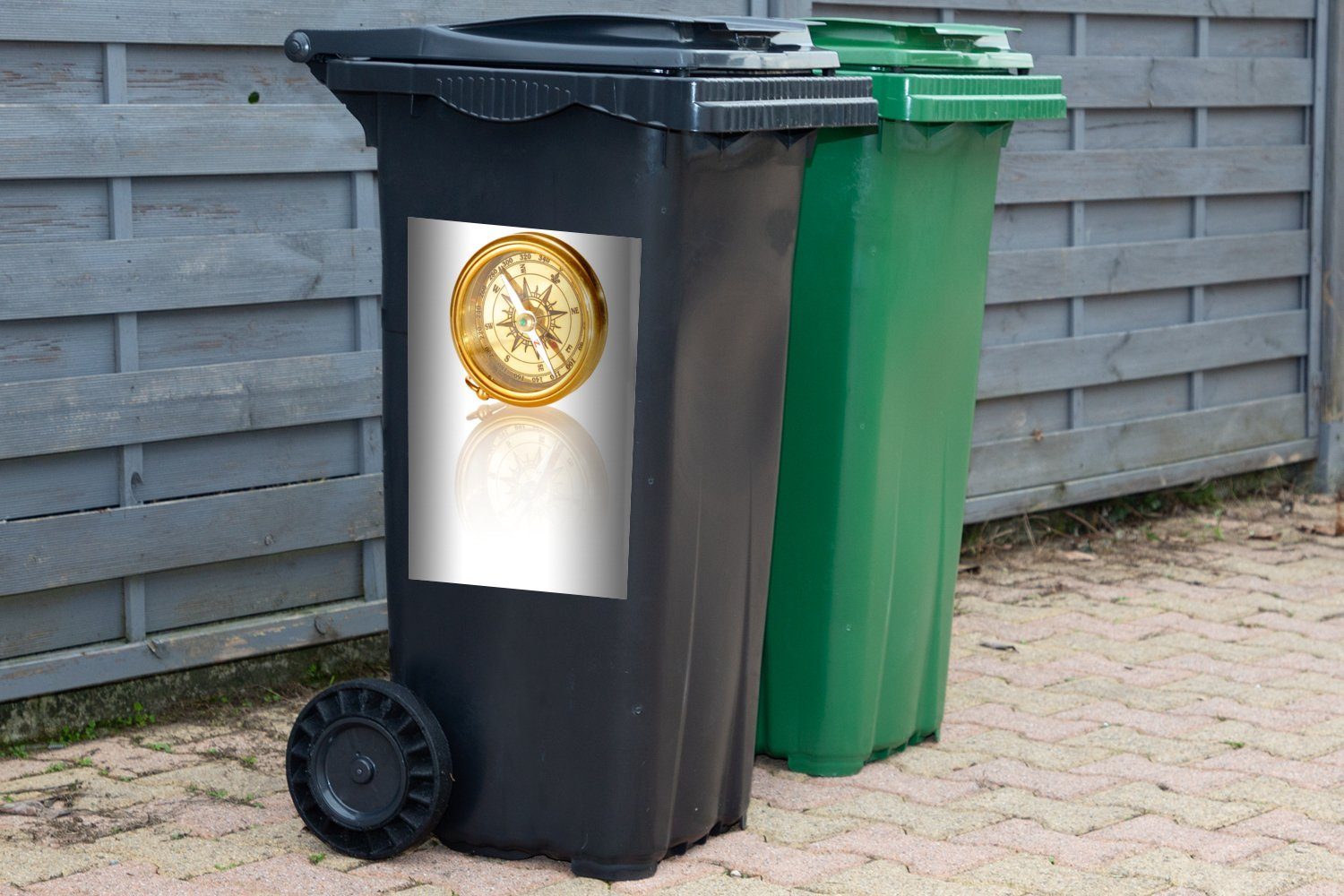 Alte Sticker, Container, MuchoWow (1 Hintergrund. Mülleimer-aufkleber, St), Wandsticker einen Windrose Abfalbehälter Mülltonne, für weißen