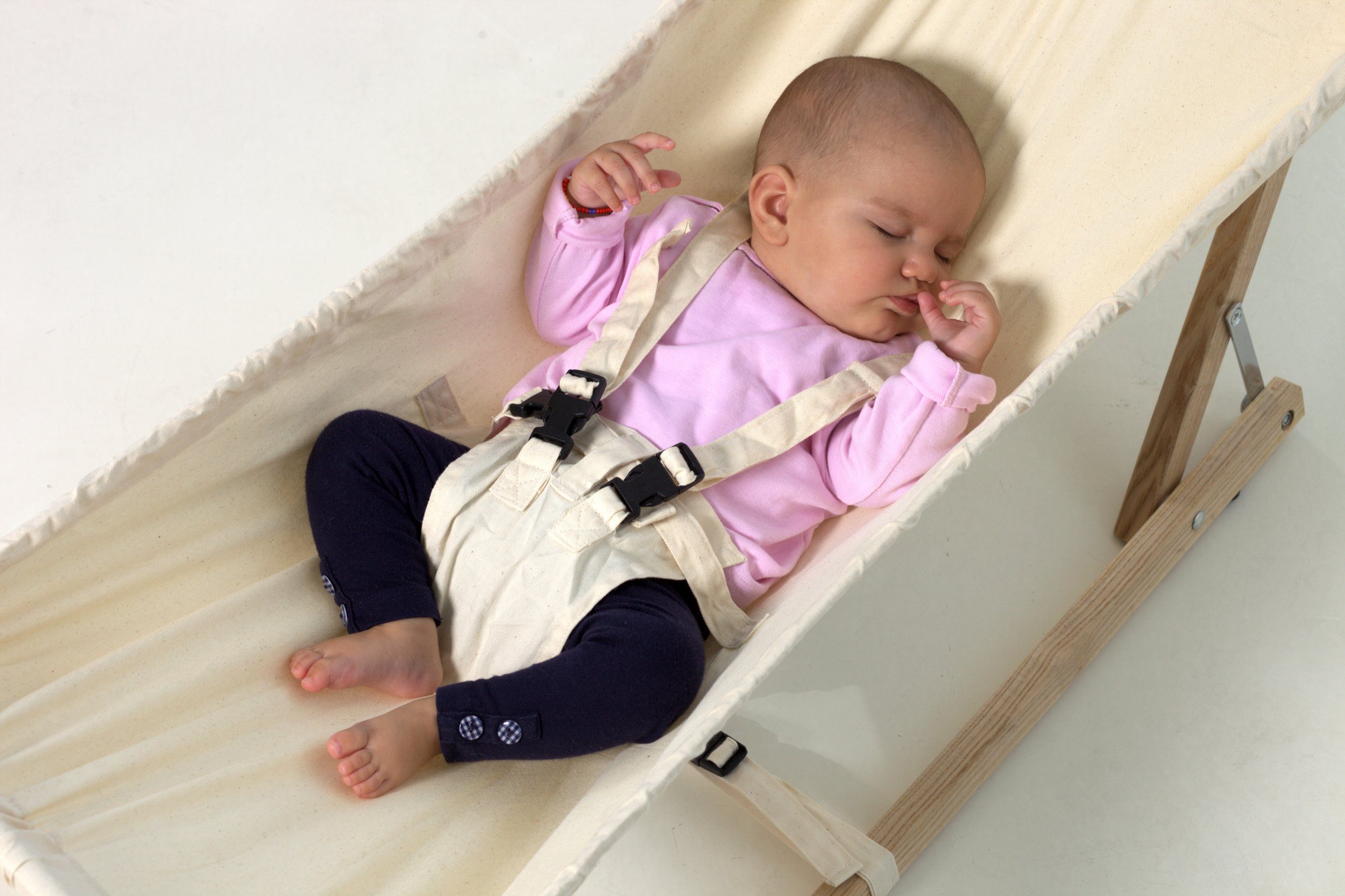 Amazonas Hängematte Koala Babyhängematte Komplettset, TÜV-geprüft, Runder Rücken, beruhigend, geschützt, verhindert platten Hinterkopf