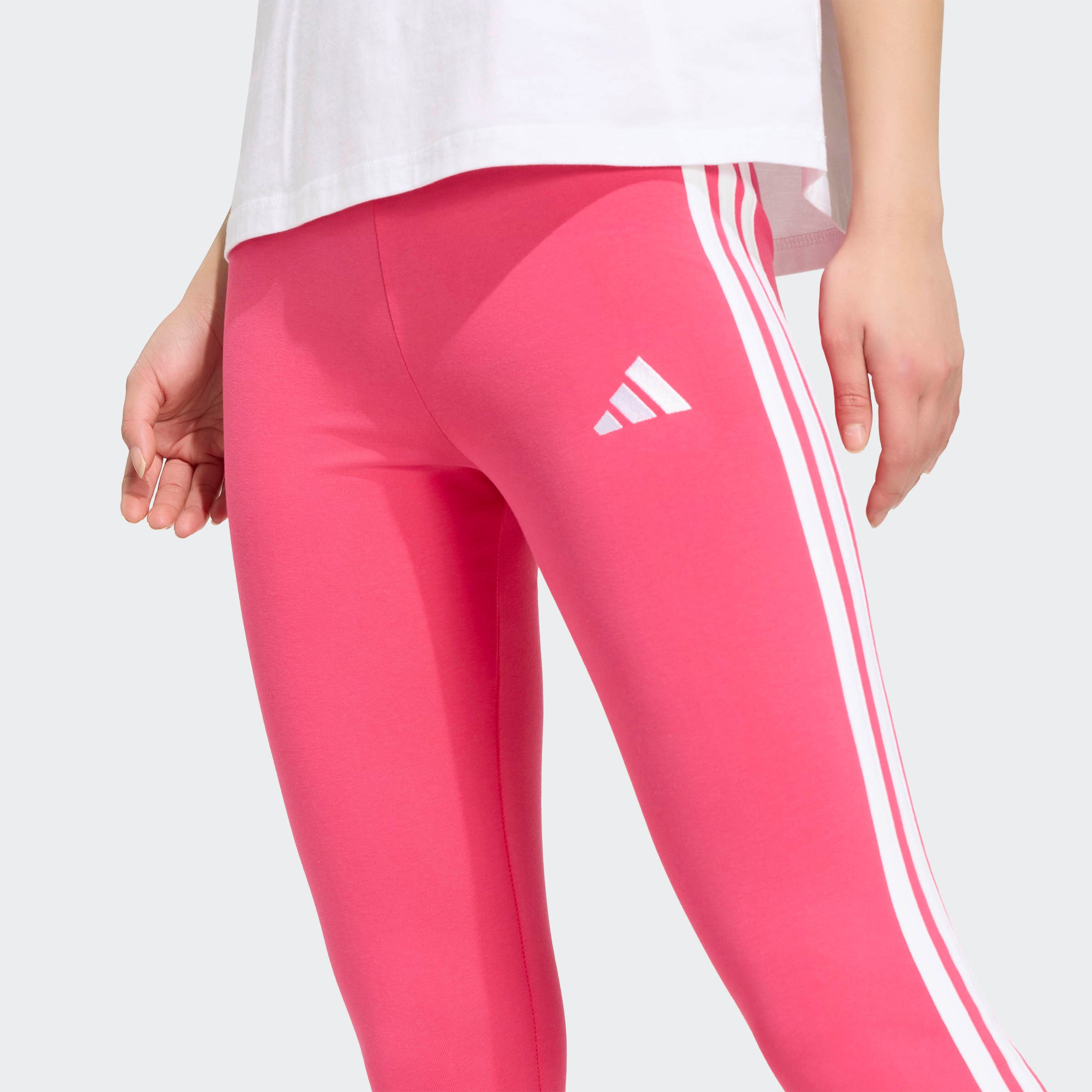 adidas Sportswear Trainingstights ESSENTIALS 3-STREIFEN COTTON LEGGINGS sportlicher Look mit 3-Streifen, aus Baumwolle und Elasthan