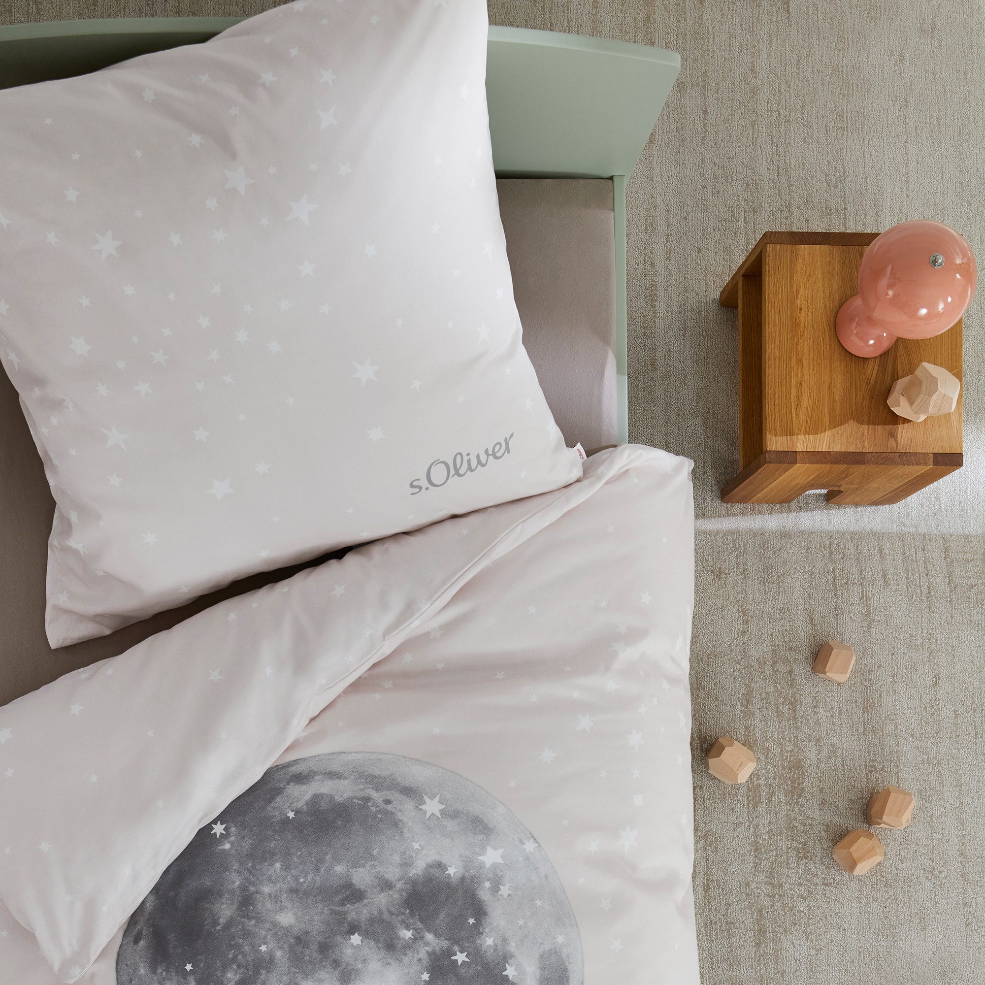 s.Oliver Kinderbettwäsche Satinbettwäsche s.Oliver Junior Mond, Mako-Satin, 2 teilig, mit Sternenhimmel und Mond – Bild 5 von 5