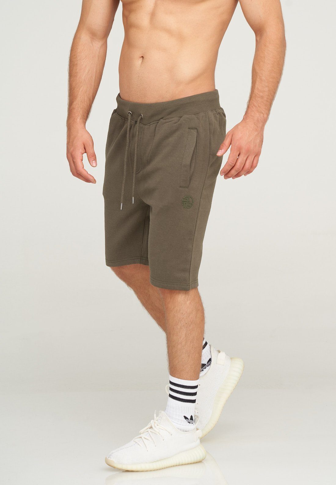 SOULSTAR Shorts CHICAGO mit praktischen Eingrifftaschen