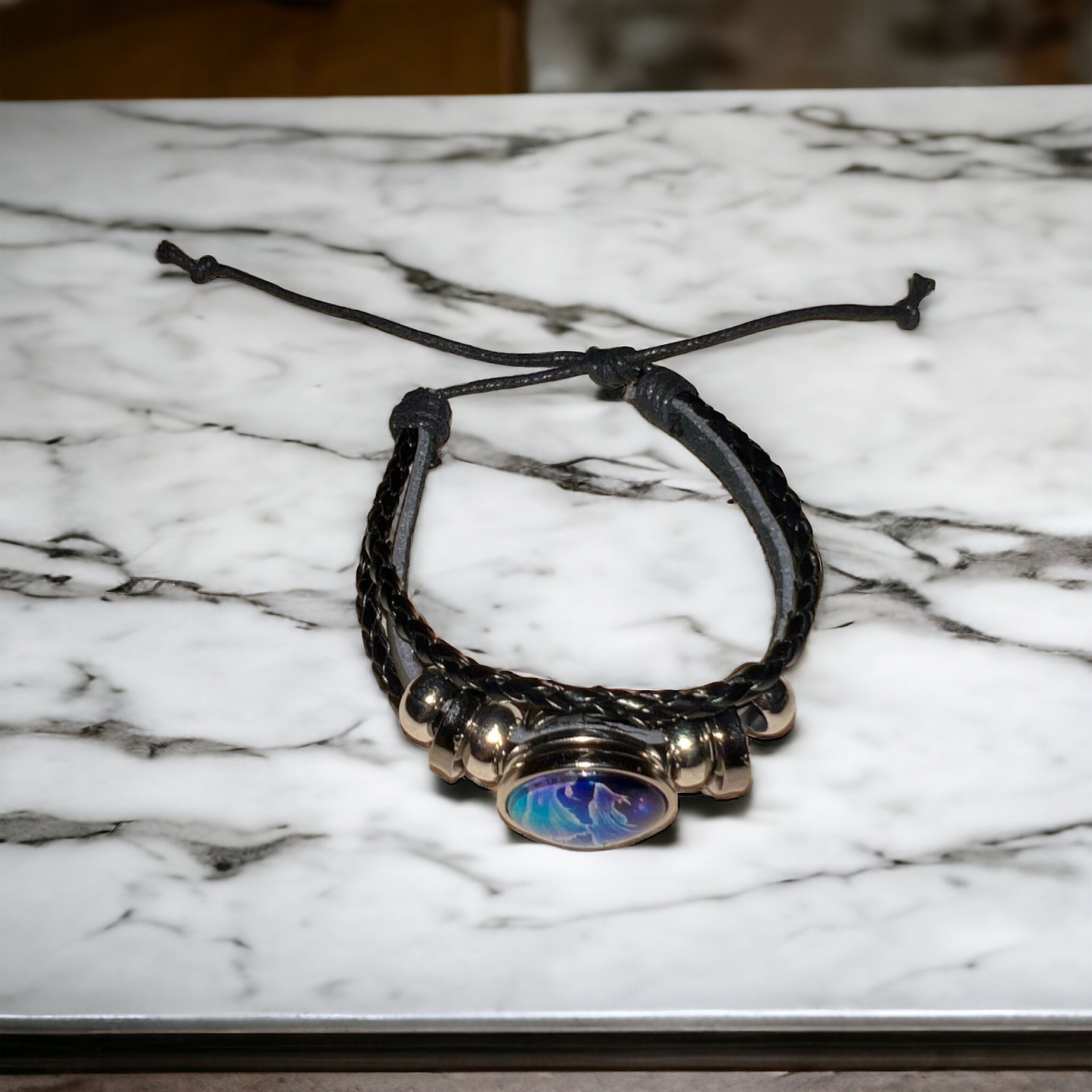 Stelby Armband mit Gravur Sternzeichen Fische mit 3D Gravur im Glas (Weihnachtsgeschenk, Geburtstagsgeschenk, Valentinstaggeschenk, modern, minimalistisch), langlebig, pflegeleicht, unisex