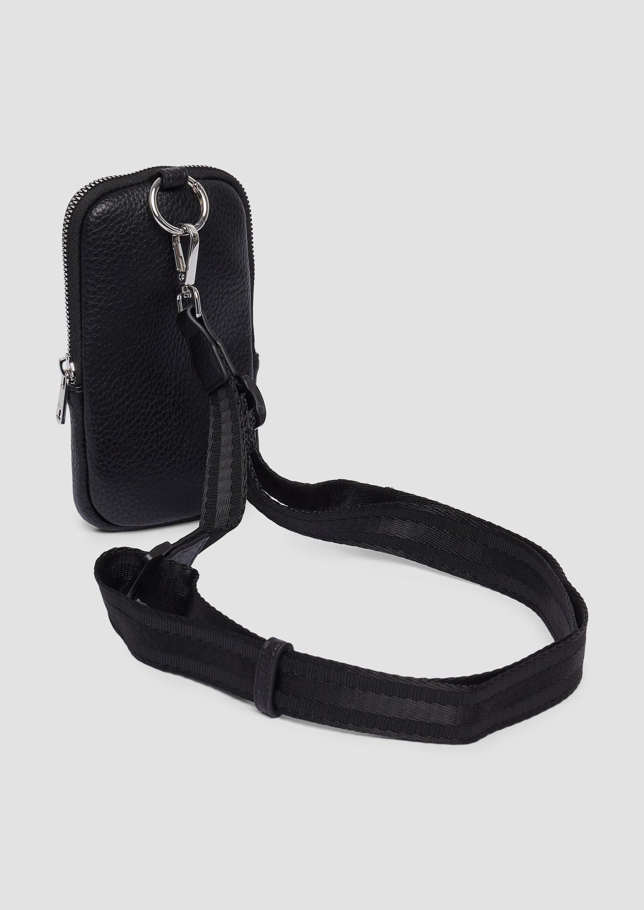 s.Oliver Handytasche Tasche, Handy-Tasche aus Lederimitat mit Leo-Lining