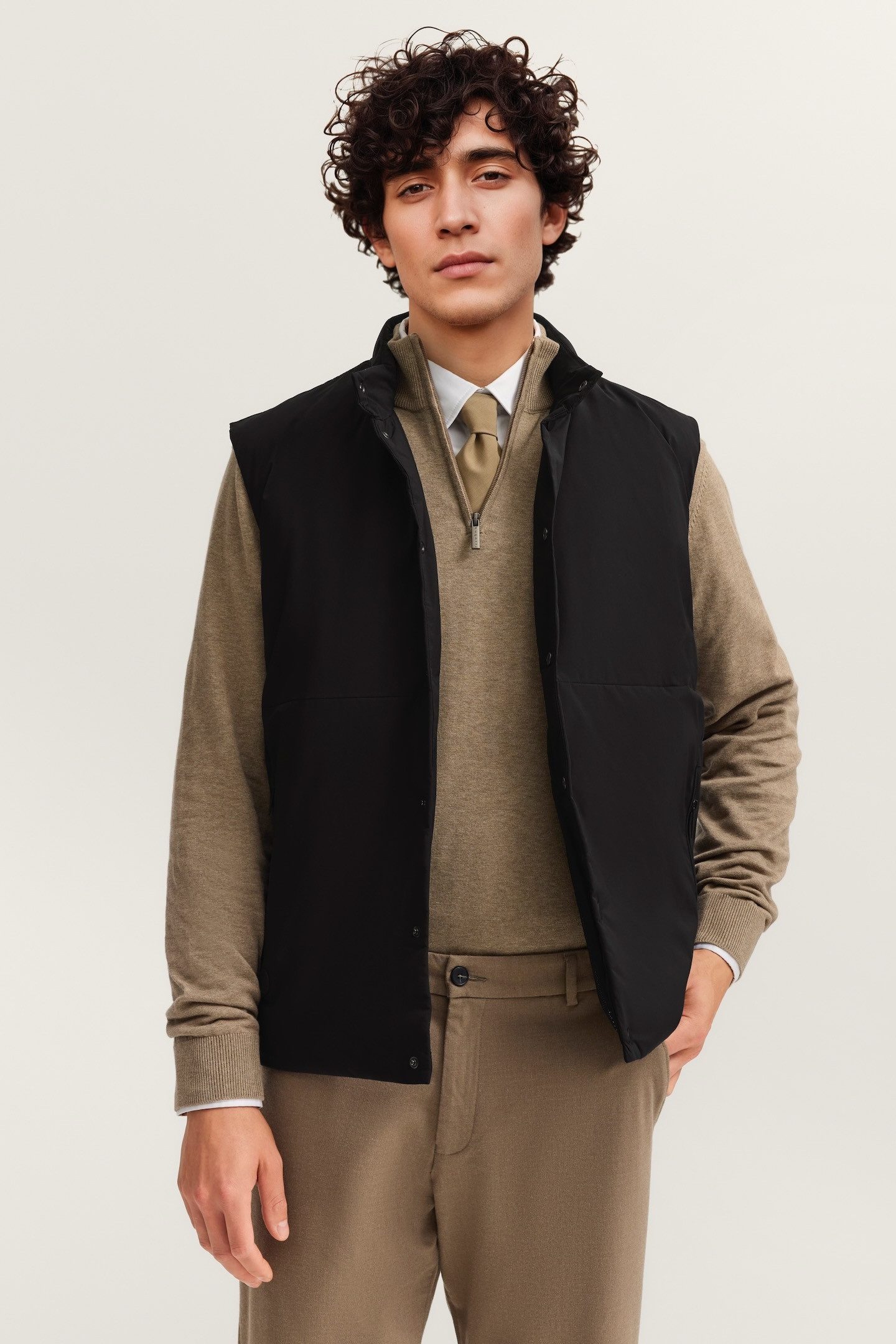 bugatti Funktionsweste Drei Heizstufen mit Powerbank-Anschluss