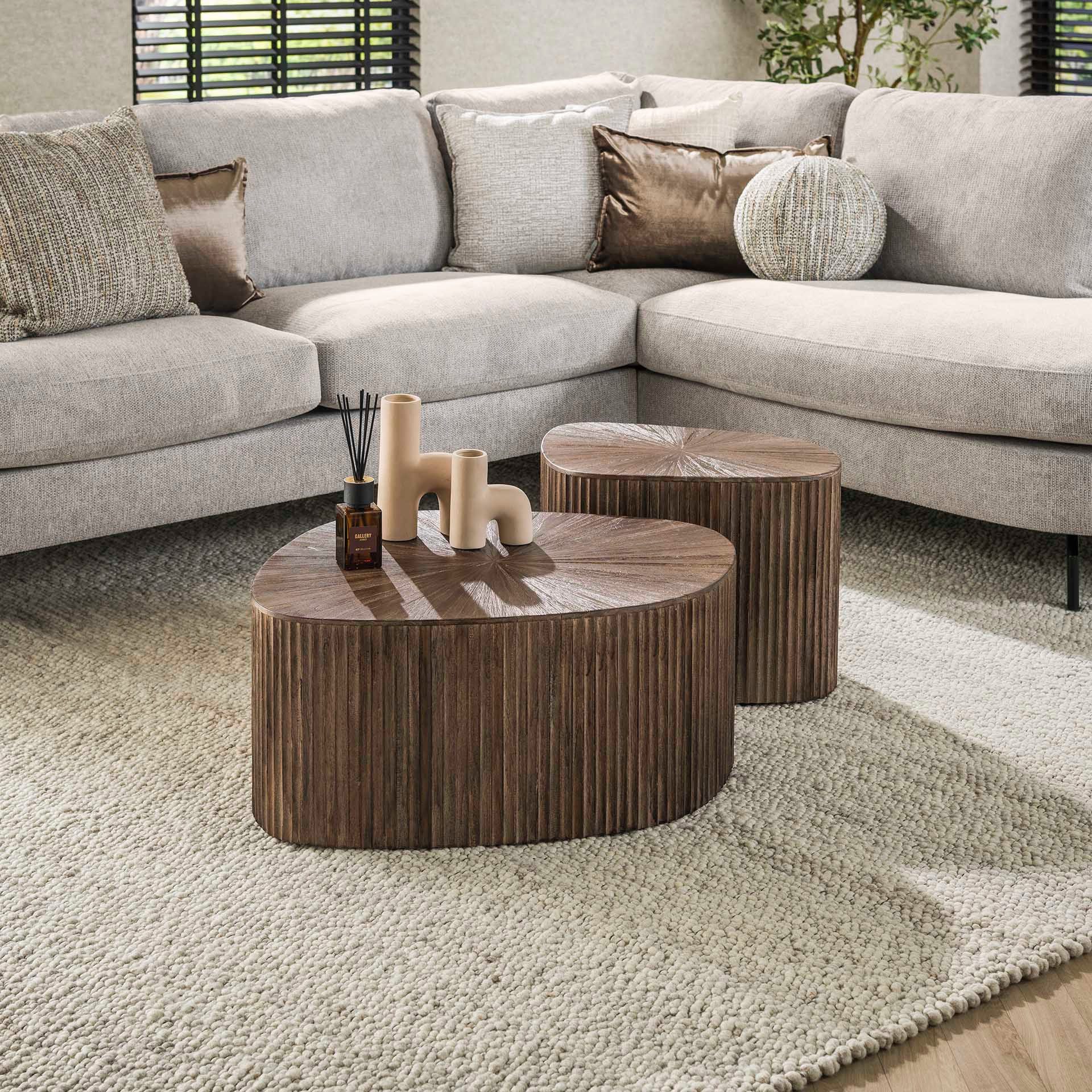 Maison ESTO Couchtisch 2er-Couchtisch Set MOJO CHAM Teakholz dunkelbraun organisch viereckig (2er-Set), Abgerundete Ecken