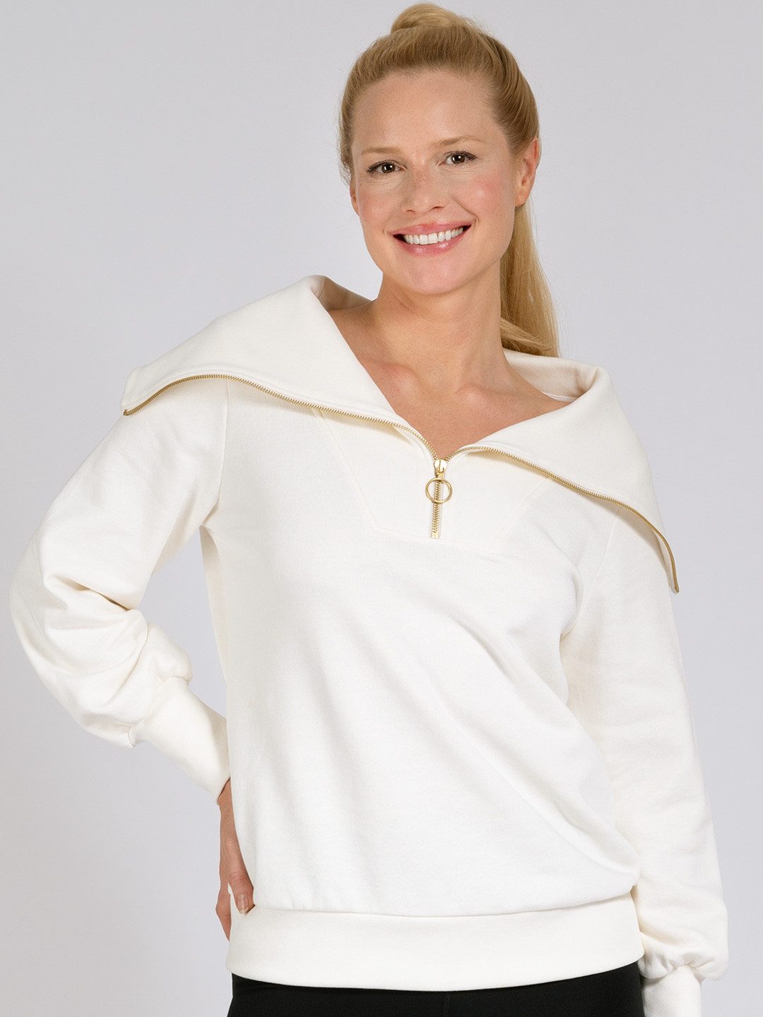 Magadi Yoga & Relax Shirt Nora Troyer aus Sweat-Stoff, mit Reißverschluß