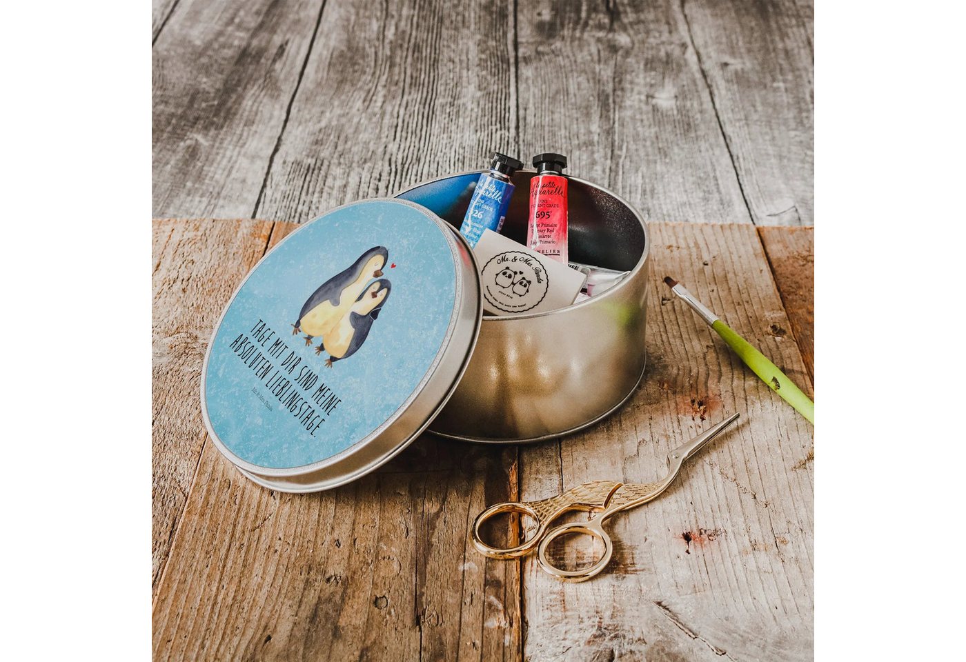 Thumbnail - Mr. & Mrs. Panda Aufbewahrungsdose Pinguin umarmen - Eisblau - Geschenk, Runde Blechdose Küche, verknall (Packung, 1 St....