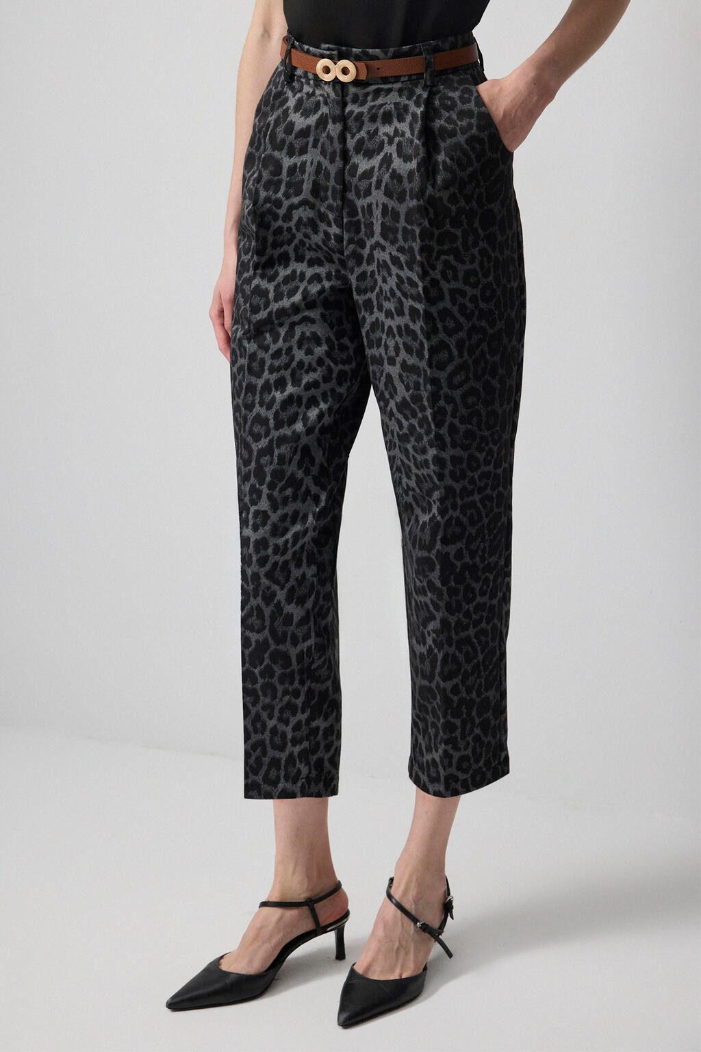 touche prive Stoffhose Karottenhose mit Leopardenmuster günstig online kaufen