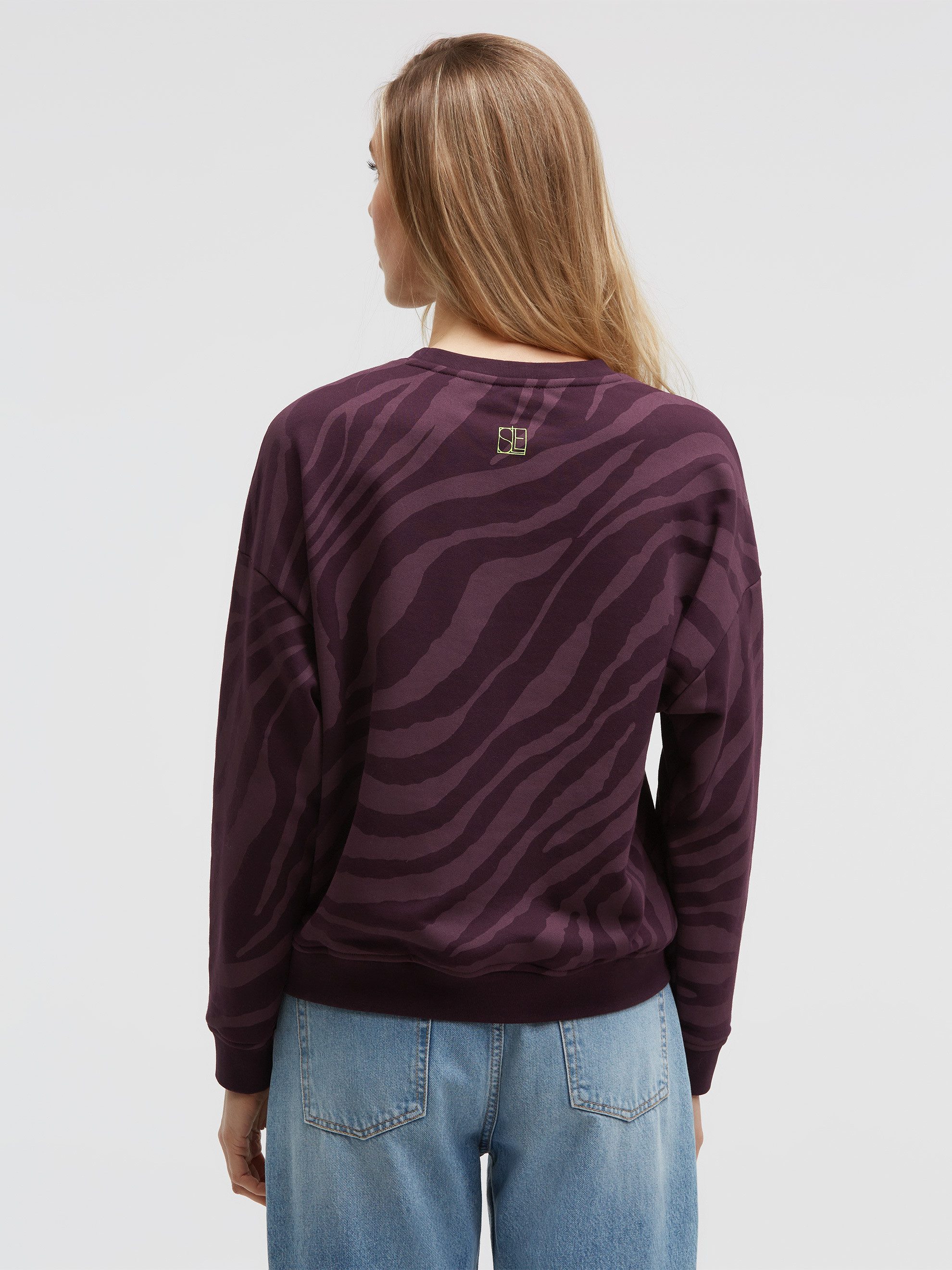 SENSES.THE LABEL Sweater mit überschnittener Schulter – Bild 5 von 5