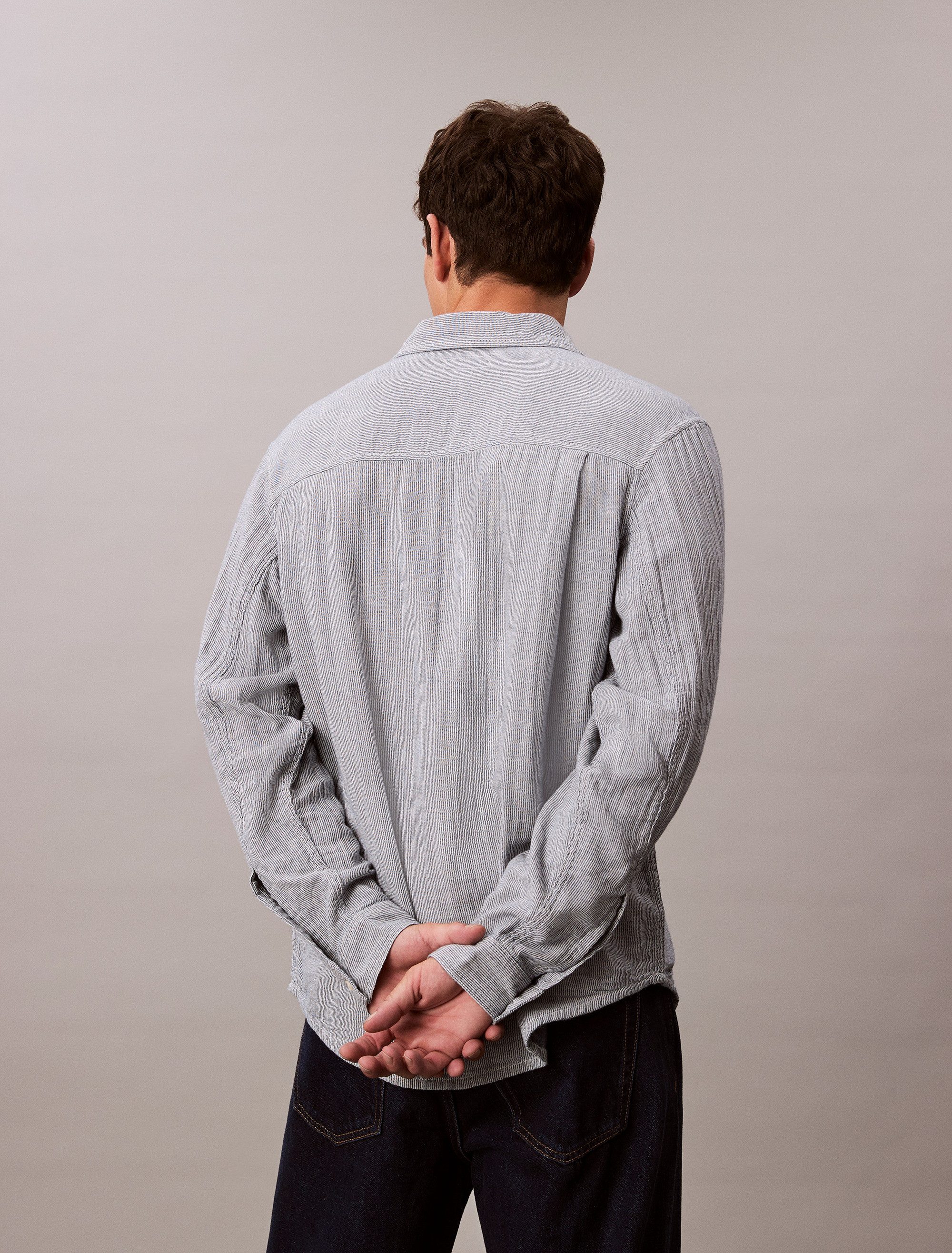 Calvin Klein Jeans Langarmhemd CASUAL CLASSIC Mit Rundhalsausschnitt