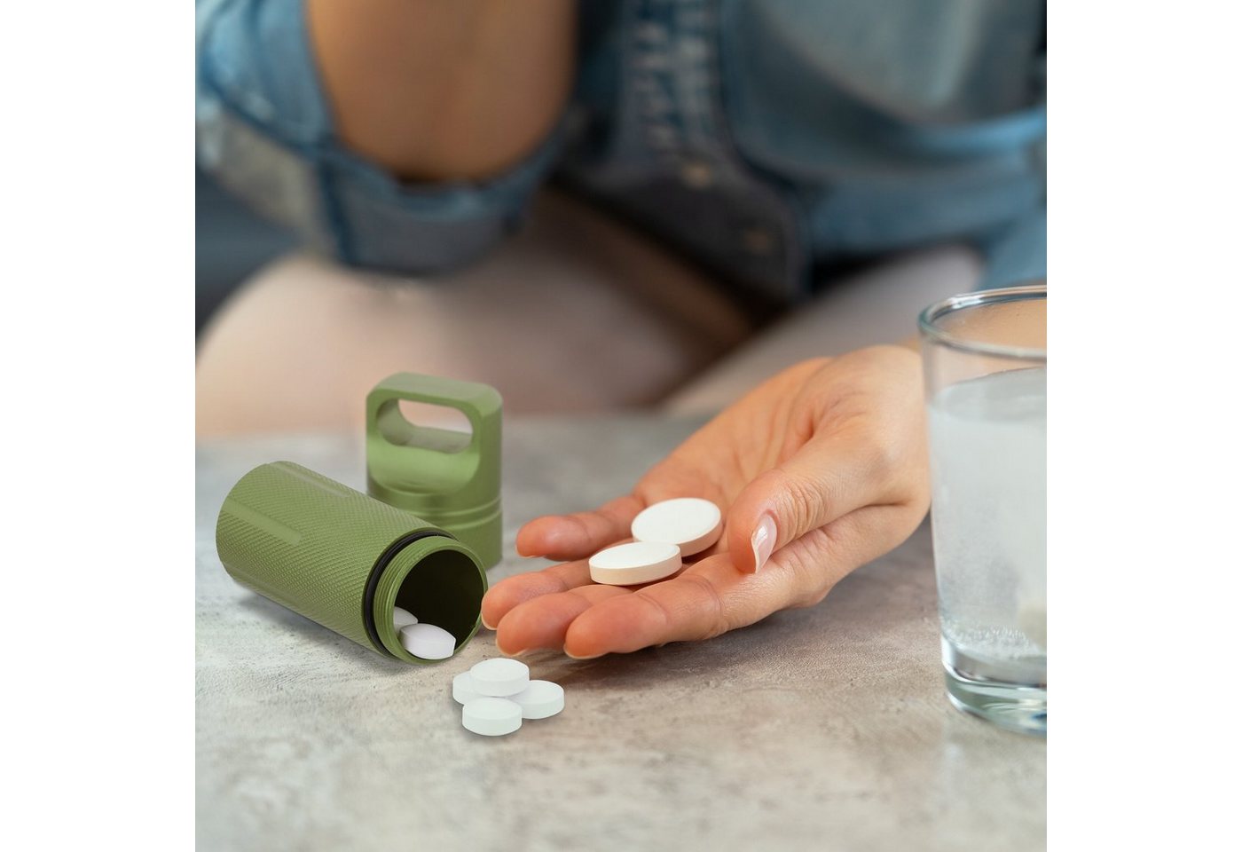 Thumbnail - relaxdays Pillendose Wasserdichte Kapsel 3er Set, Grün