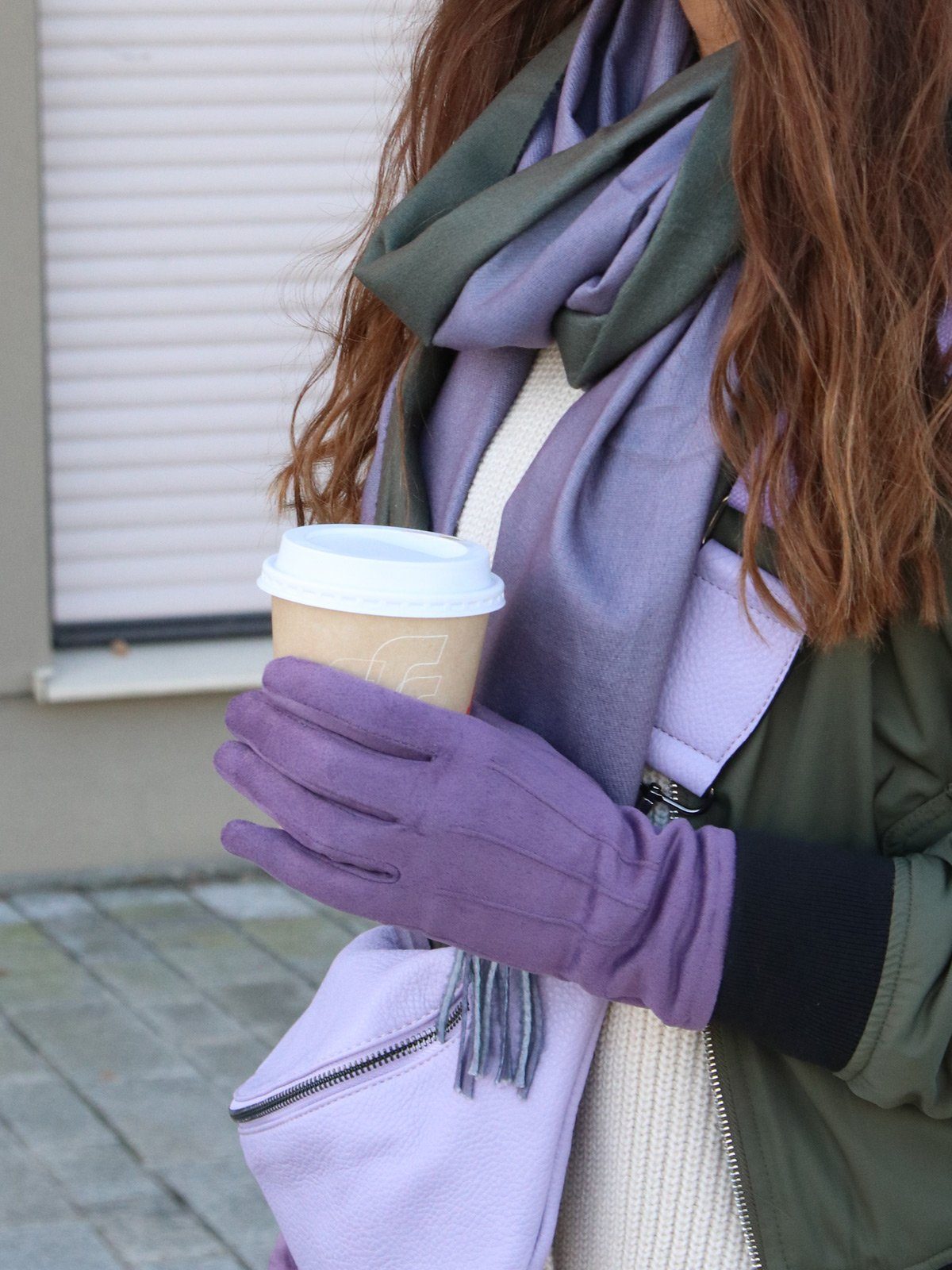 styleBREAKER Fleecehandschuhe Einfarbige Handschuhe Dunkelgrün Ziernähte Touchscreen