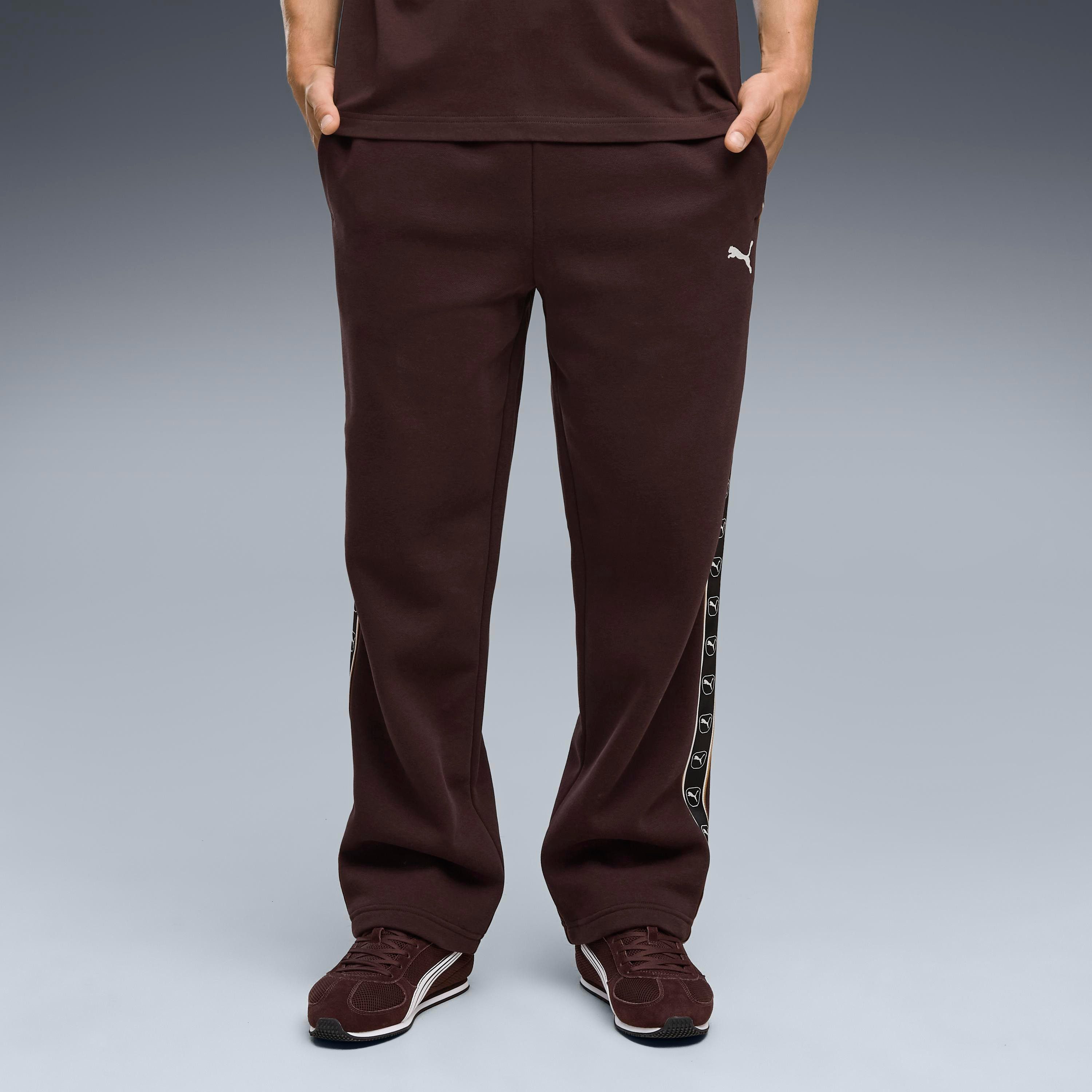 PUMA Trainingshose ESS ELEVATED TAPE RELAXED SWEATPANTS FL OP mit Eingrifftaschen, aus Baumwollmischung, Relaxed Fit