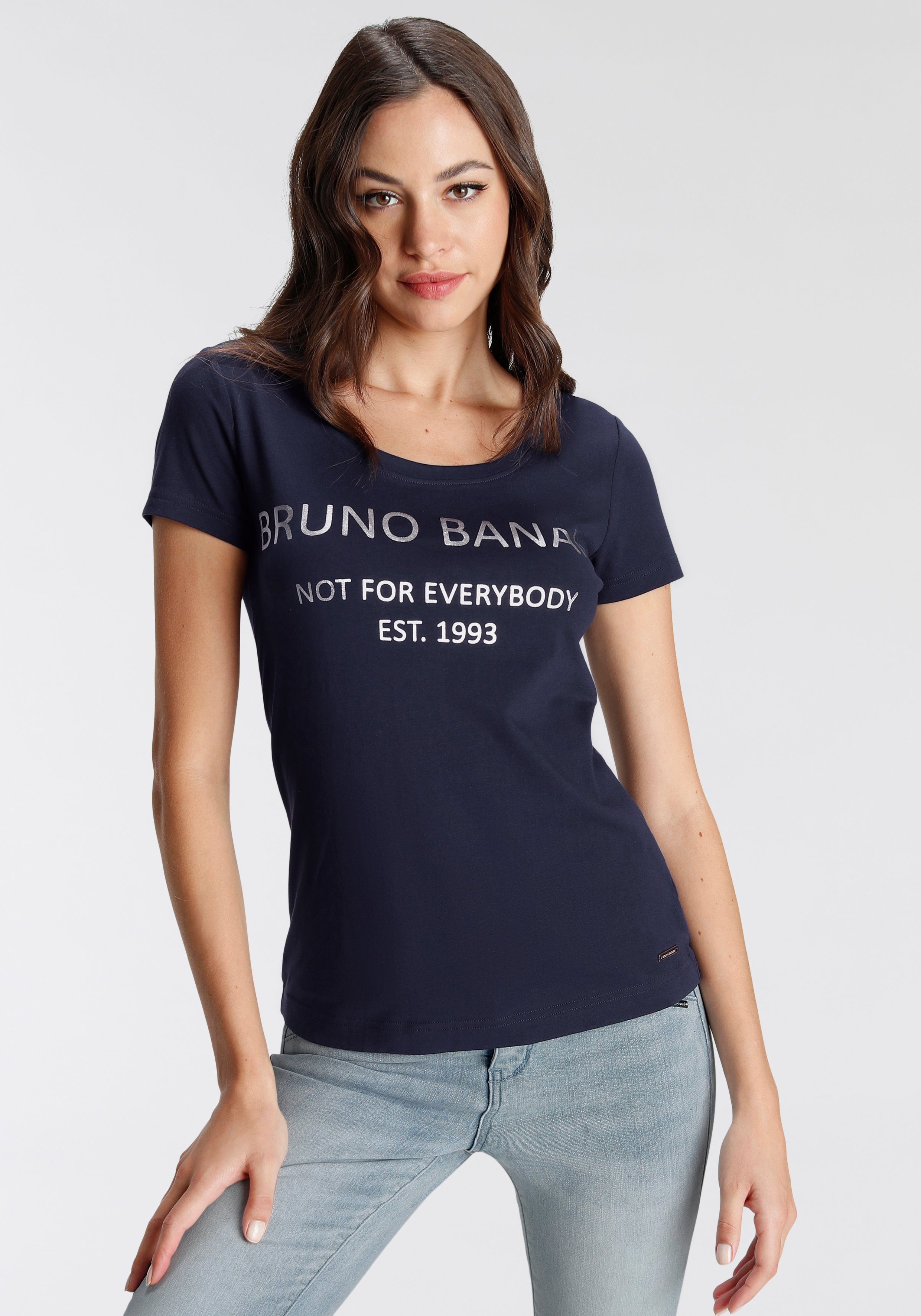 Versandhandelsseite Bruno Banani T-Shirt KOLLEKTION goldfarbenem NEUE Logodruck marine mit