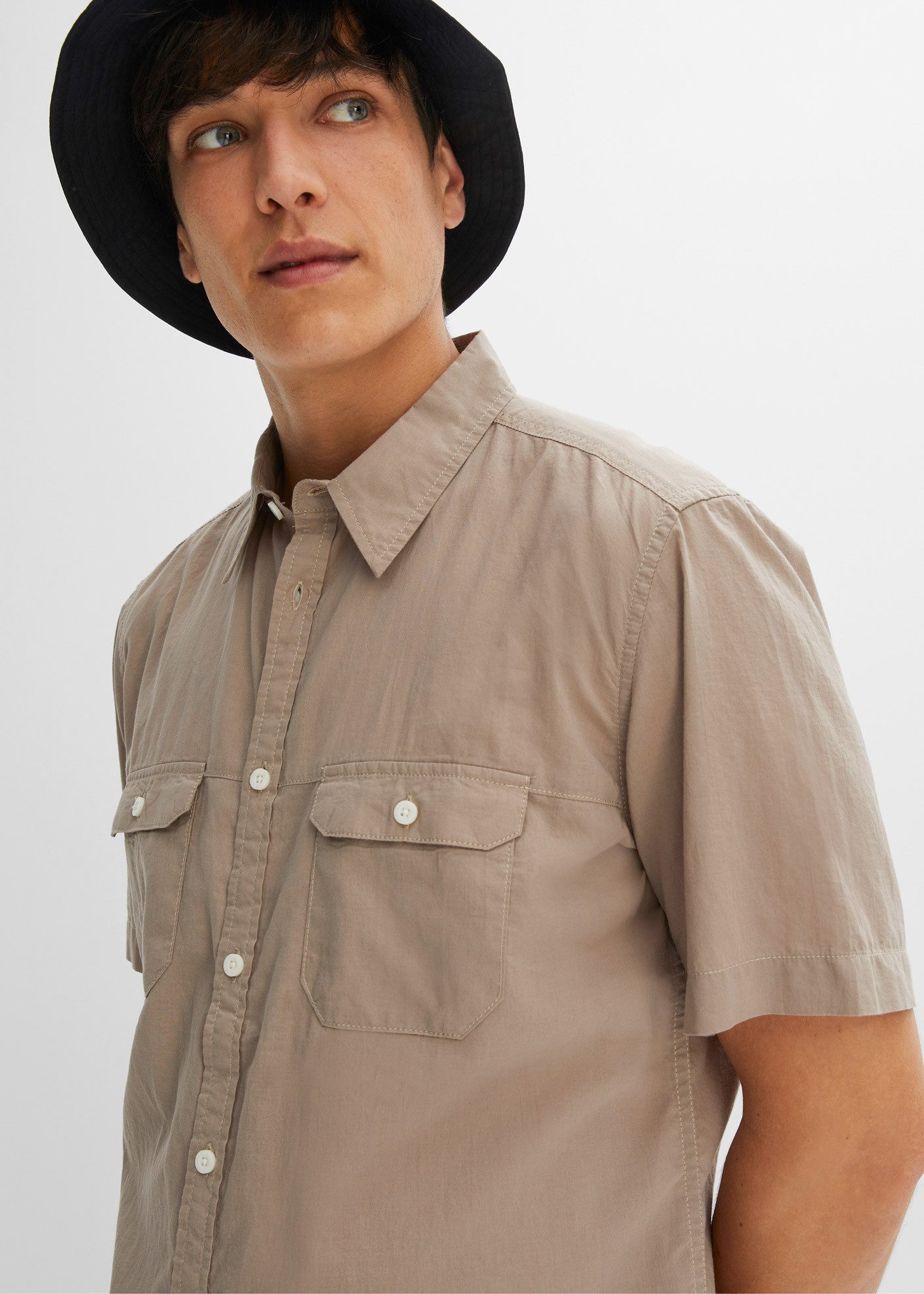 bonprix Kurzarmhemd mit Brusttaschen