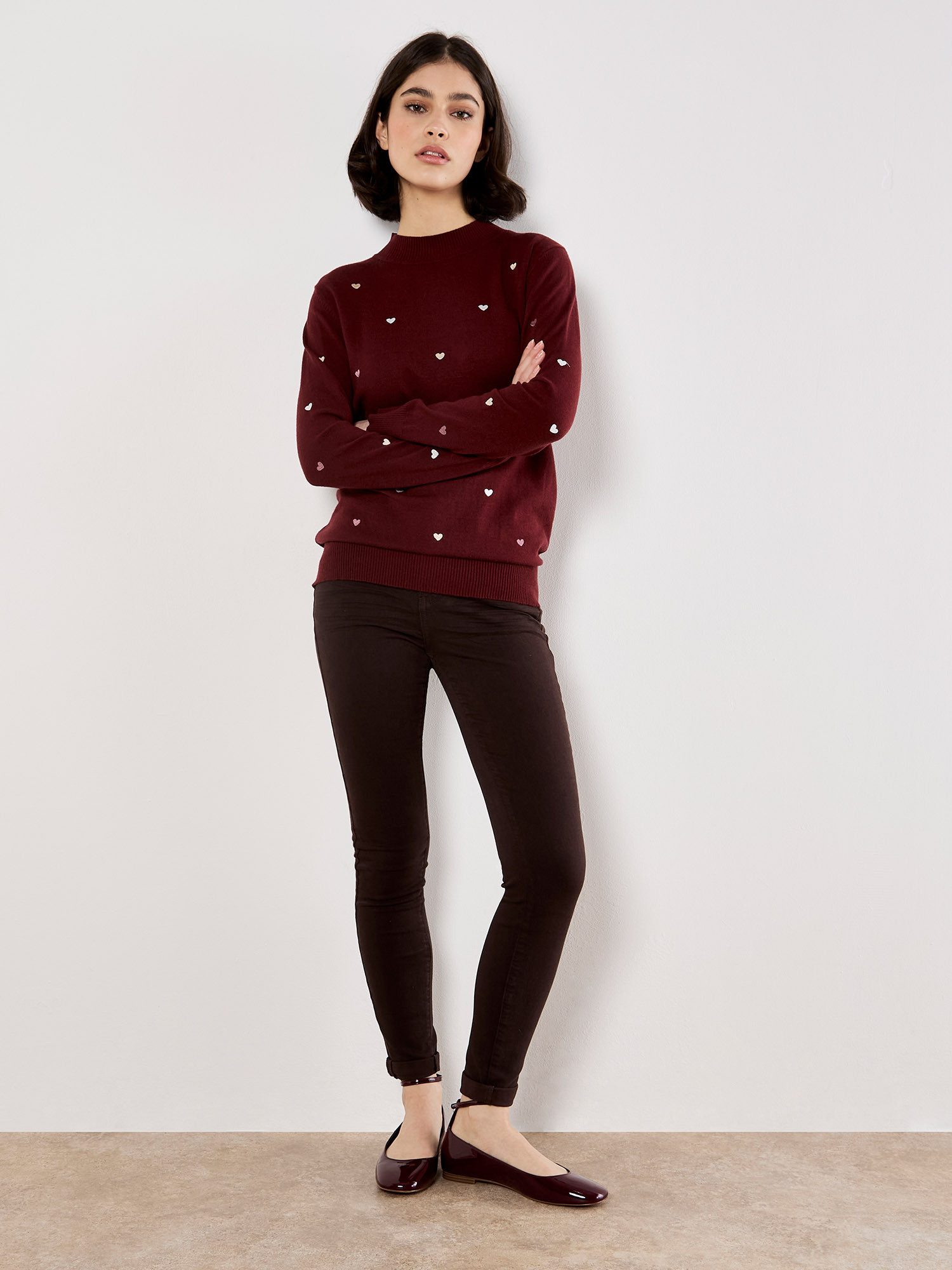 Apricot Rundhalspullover Stehkragenpullover, mit aufgestickten Herzen günstig online kaufen
