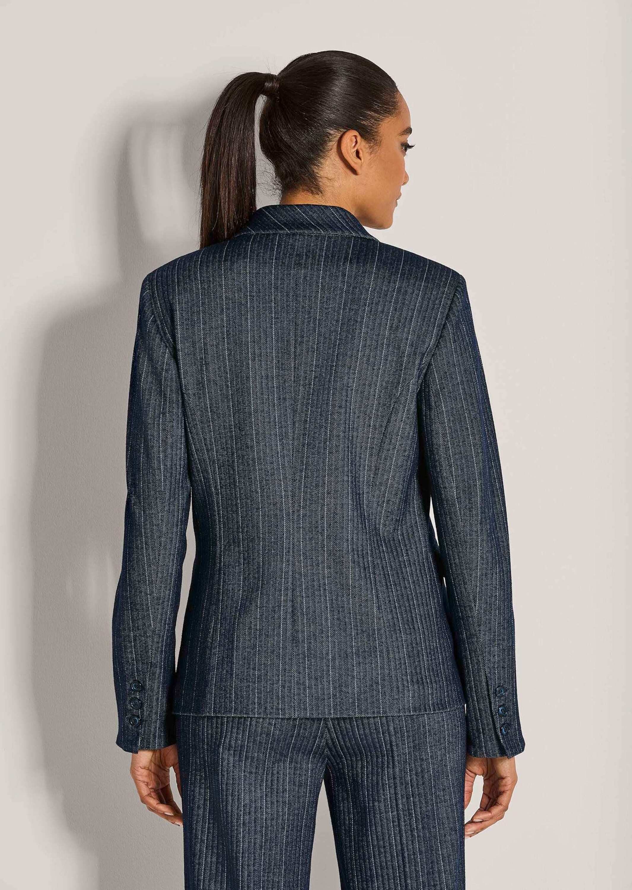 MADELEINE Kurzblazer Taillierter Businessblazer mit Nadelstreifen Blazer mit Reverskragen, Pattentaschen und langen Ärmeln