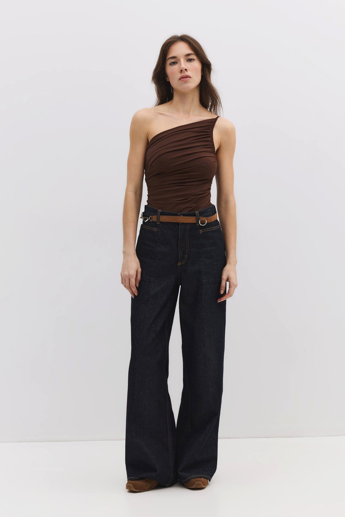No Matter What Kurzarmbody Asymmetrischer Body mit Druckknöpfen