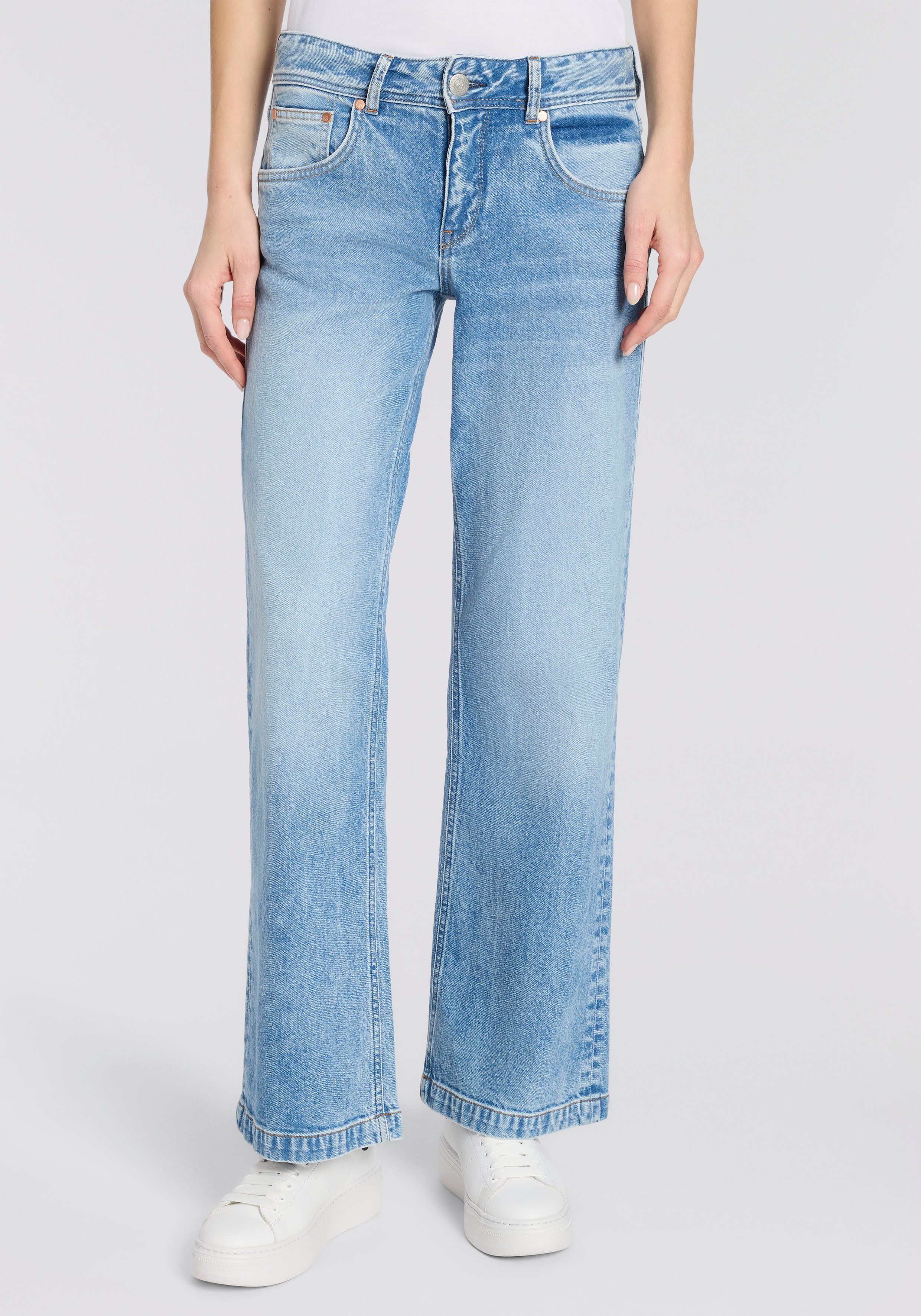 Herrlicher 5-Pocket-Jeans Edna Denim Flared Fit mit mittlerer Leibhöhe
