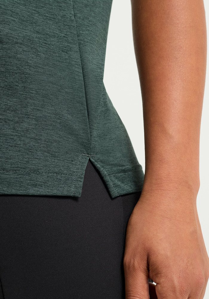 Jack Wolfskin Funktionsshirt WILDTRAIL T W mit V-Ausschnitt, aus Polyester, normale Länge, Kurzarm