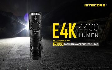 Nitecore LED Taschenlampe E4K - 4400 Lumen Taschenlampe, Akku Lampe (1-St)