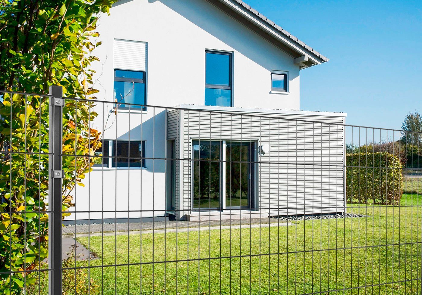 Peddy Shield Doppelstabmattenzaun, (Set), 83 cm hoch, 5 Matten für 10 m Zaun, mit 6 Pfosten