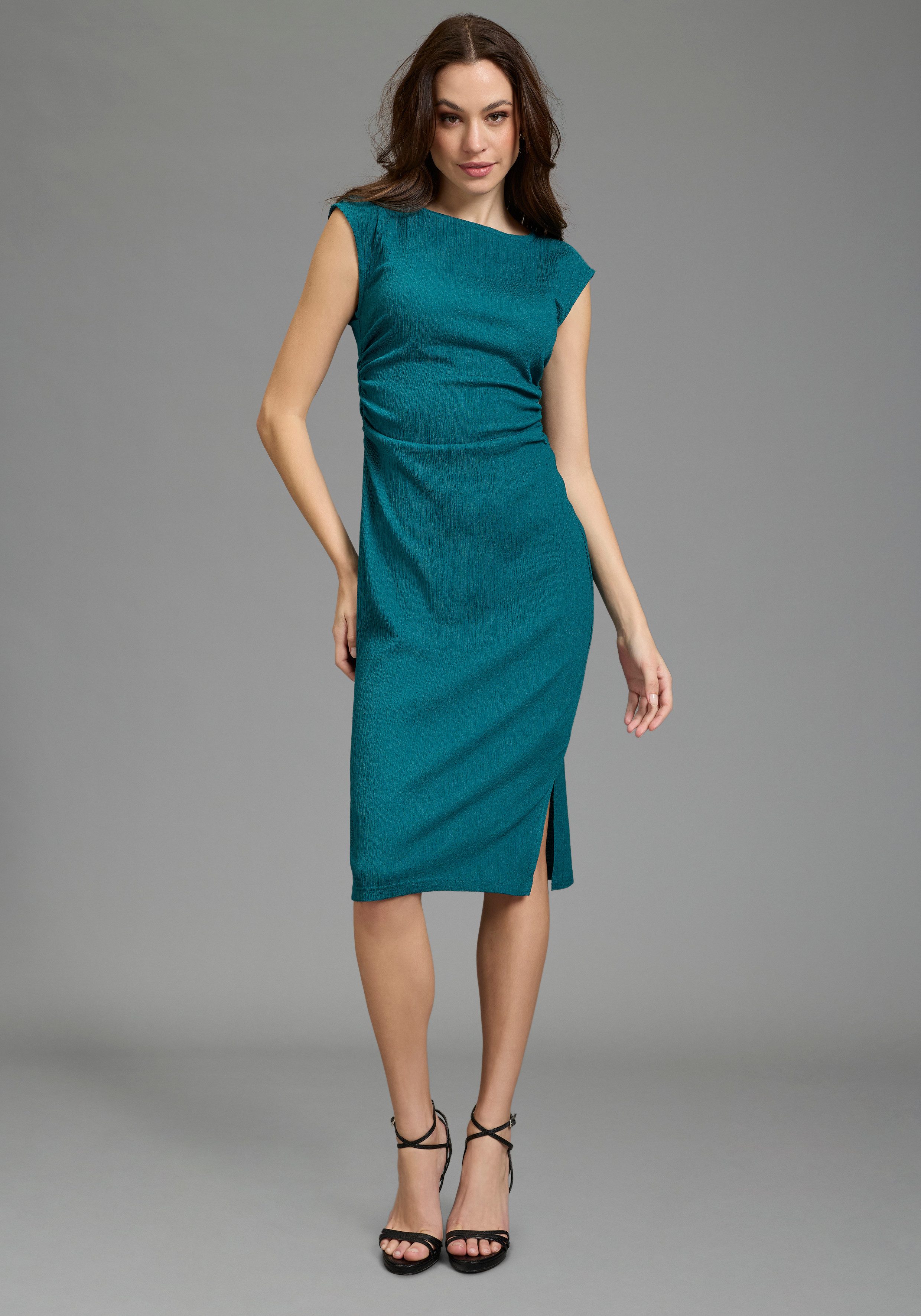 Bruno Banani Abendkleid wadenlang, ärmellos, figurbetont, strukturierter Je günstig online kaufen