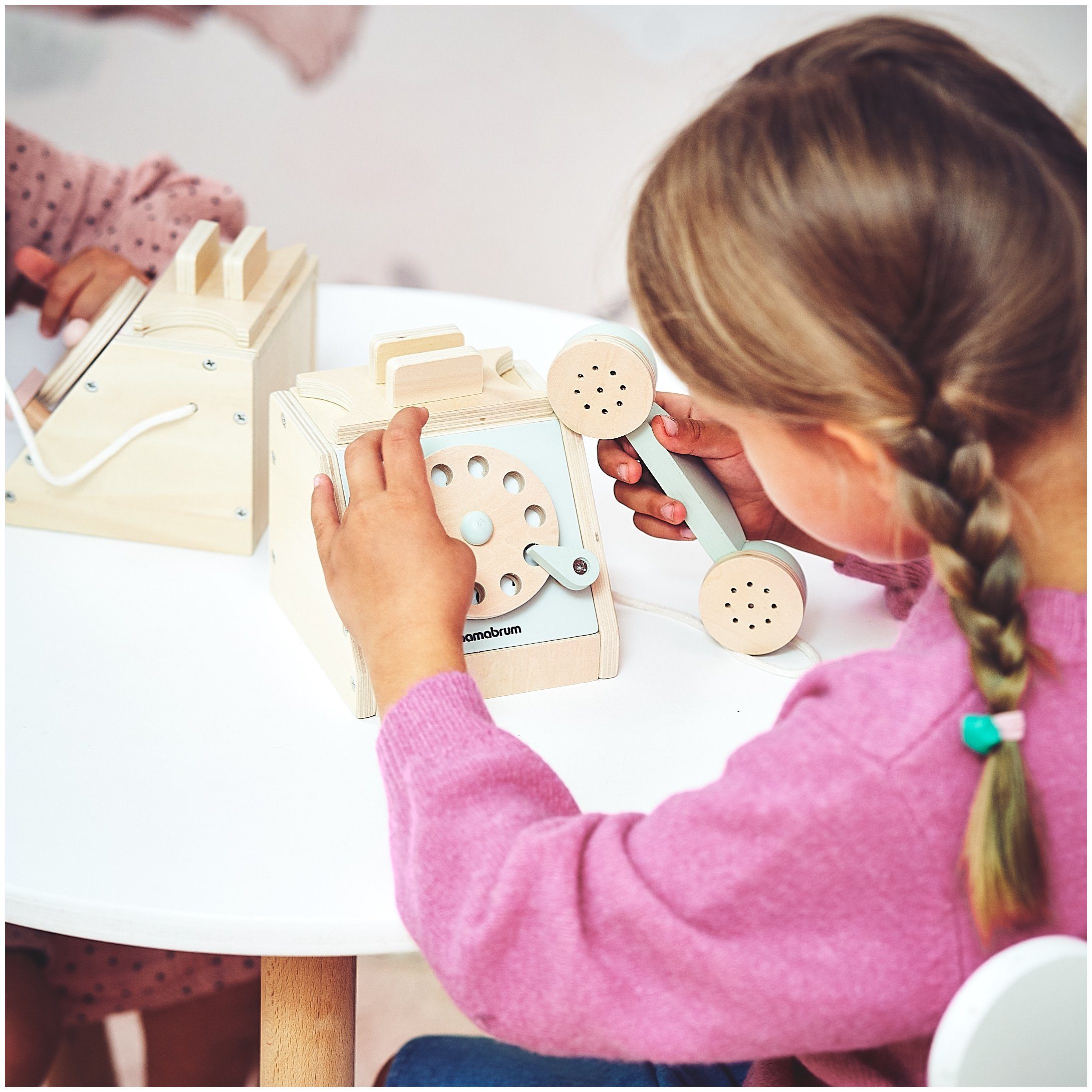 Mamabrum Kinder-Haushaltsset - Retro Holztelefon mit Wählscheibe
