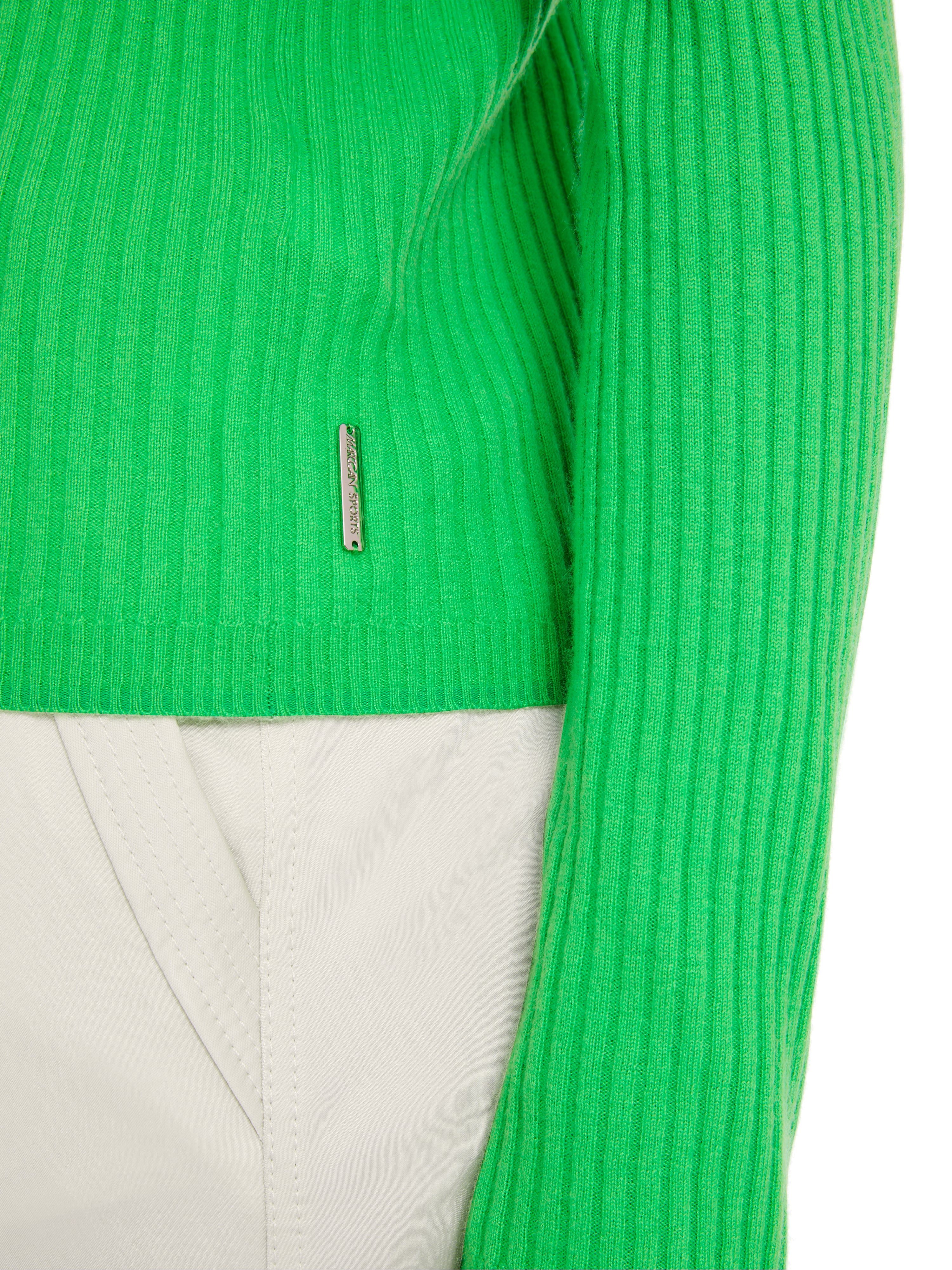 Marc Cain Strickpullover "Happy Classics" Premium Damenmode Körpernaher Sweater "Rethink Together"