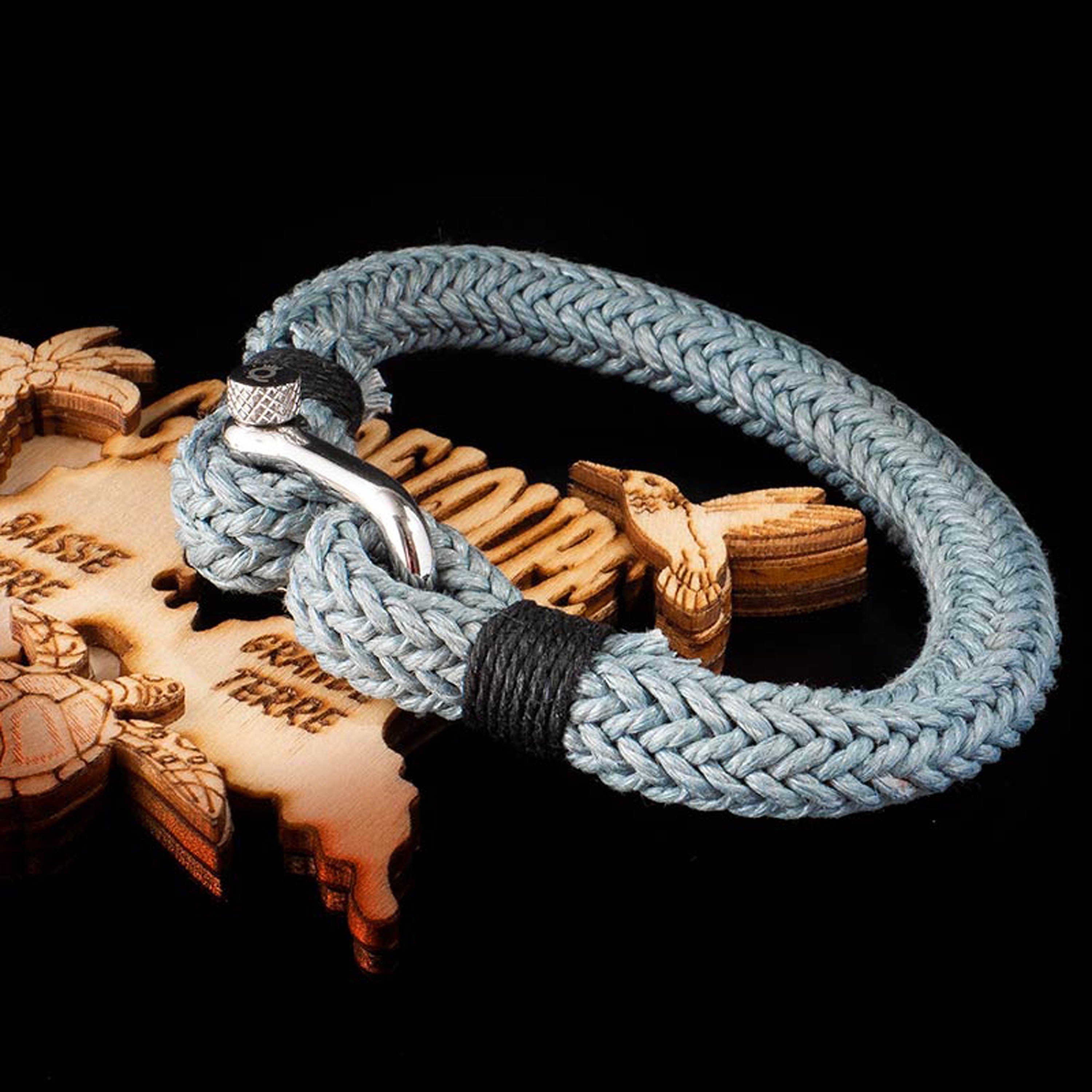 "AQUA" UNIQAL.de Armband aus Segeltau, (Edelstahl, Style, nautics, handgefertigt) Schäckel Segeltau Armband verschluss Nerissa Maritime Casual