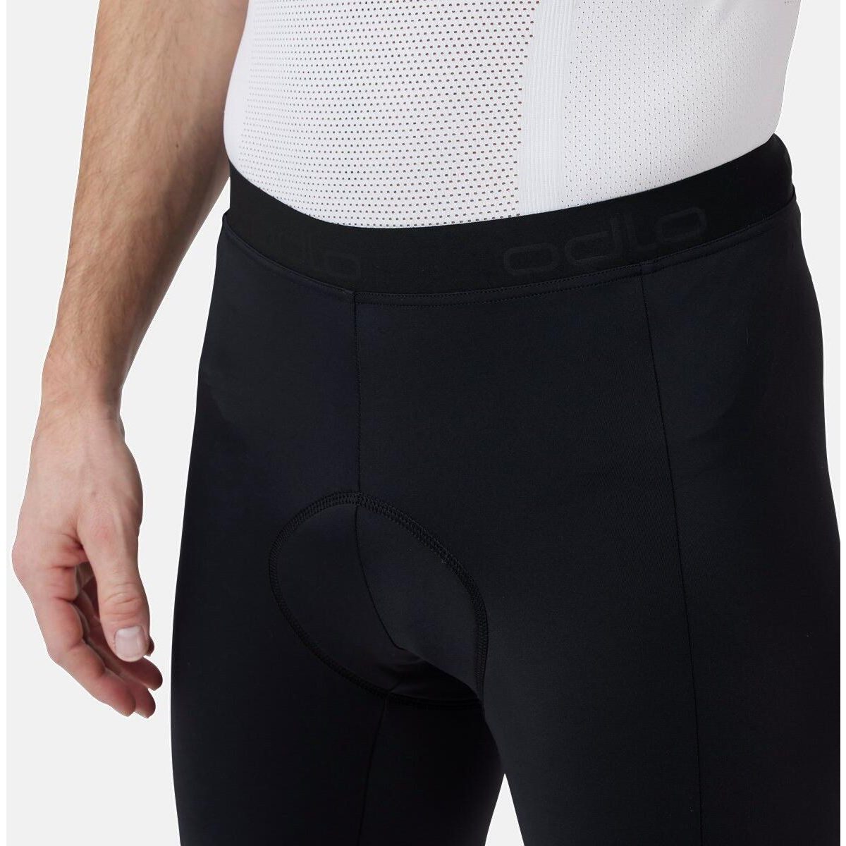 Odlo Fahrradhose The Zeroweight Tight Shorts Hochwertige Radlerhose für Herren, aus recycelten Materialien, mit
