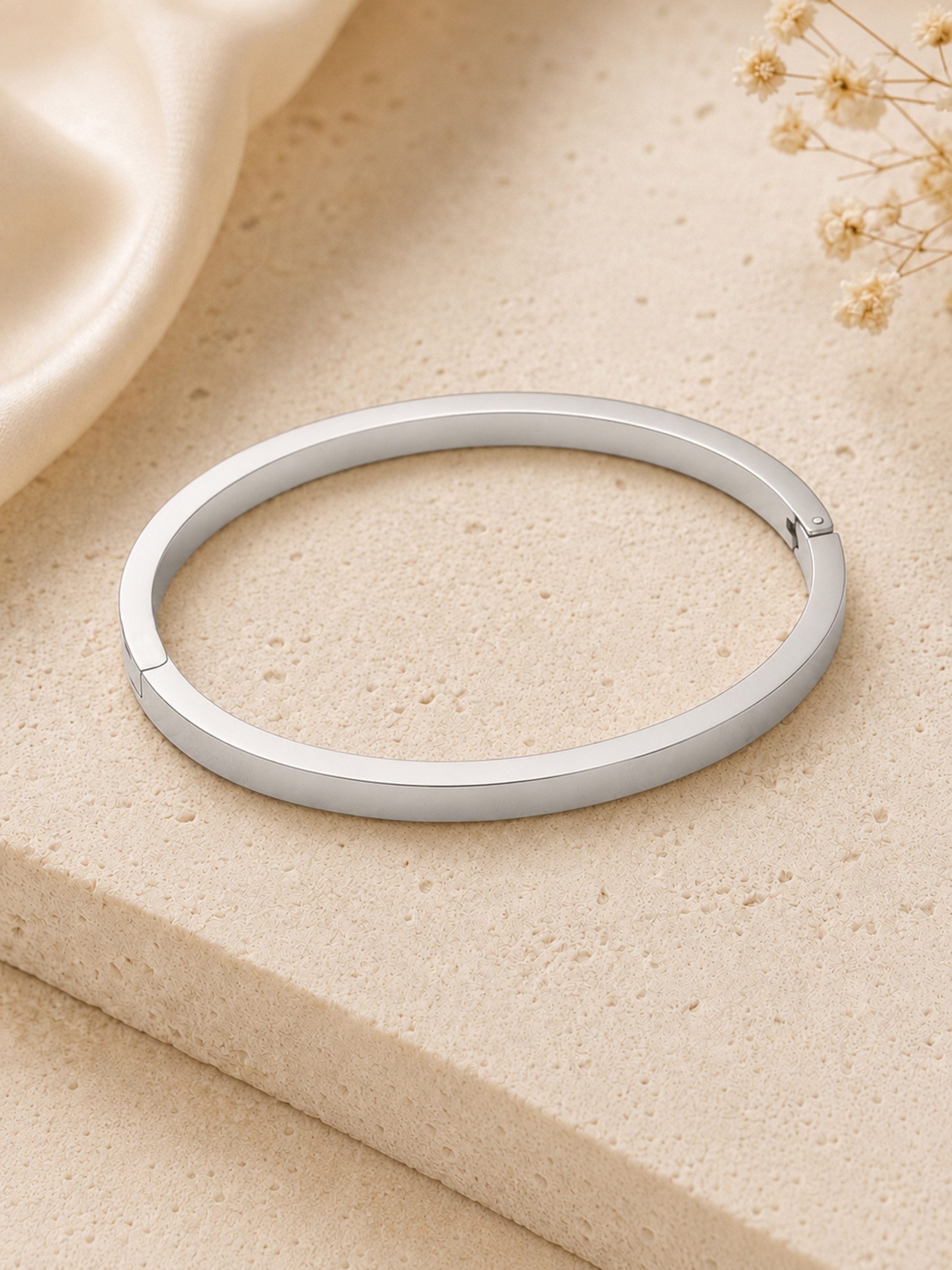 Staufergold Armreif „Pure“ – Minimalistischer Edelstahl-Bangle, handmade with Love!