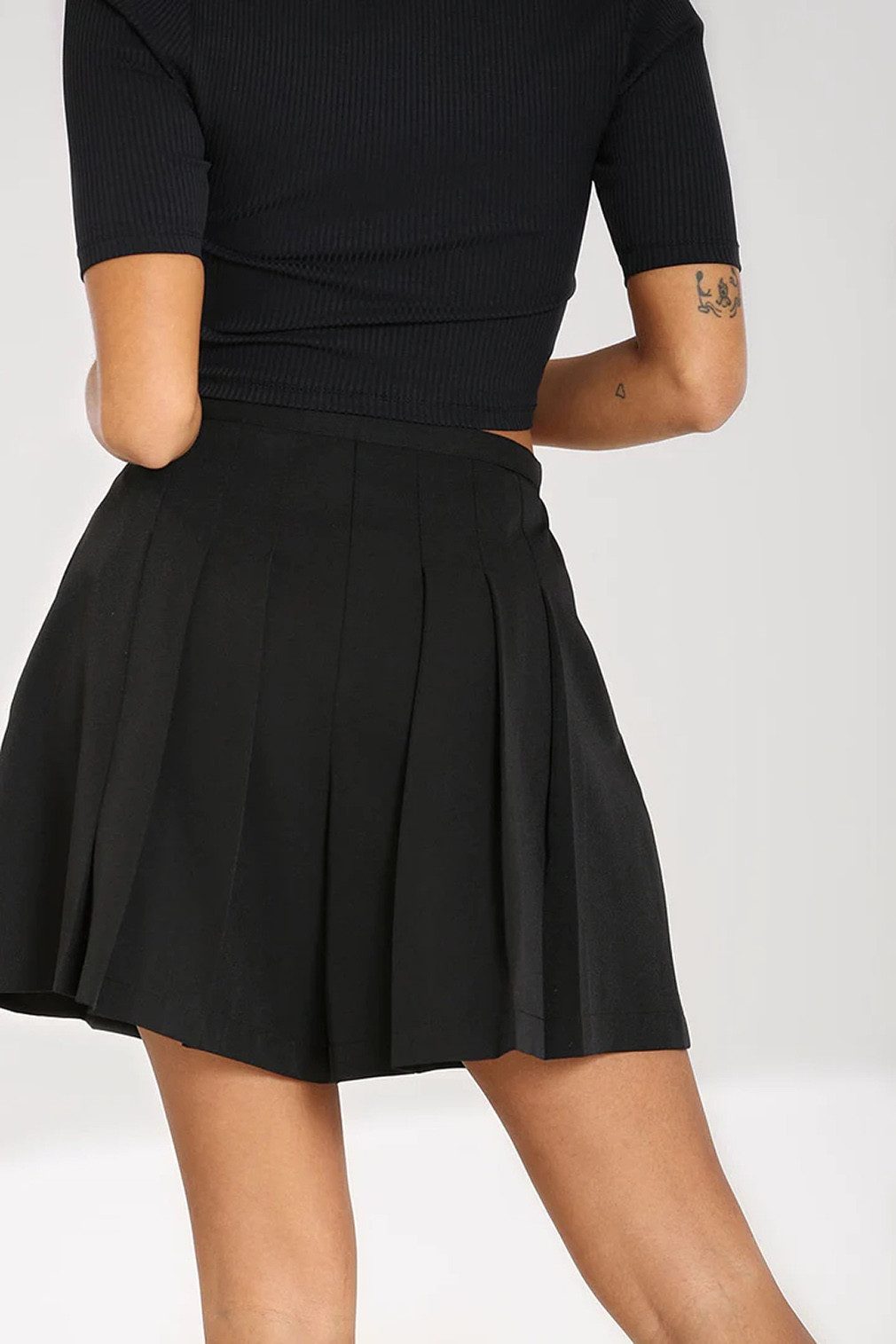 Hell Bunny Shorts Retro Skipper Skort Kurze Hose Plissiert günstig online kaufen