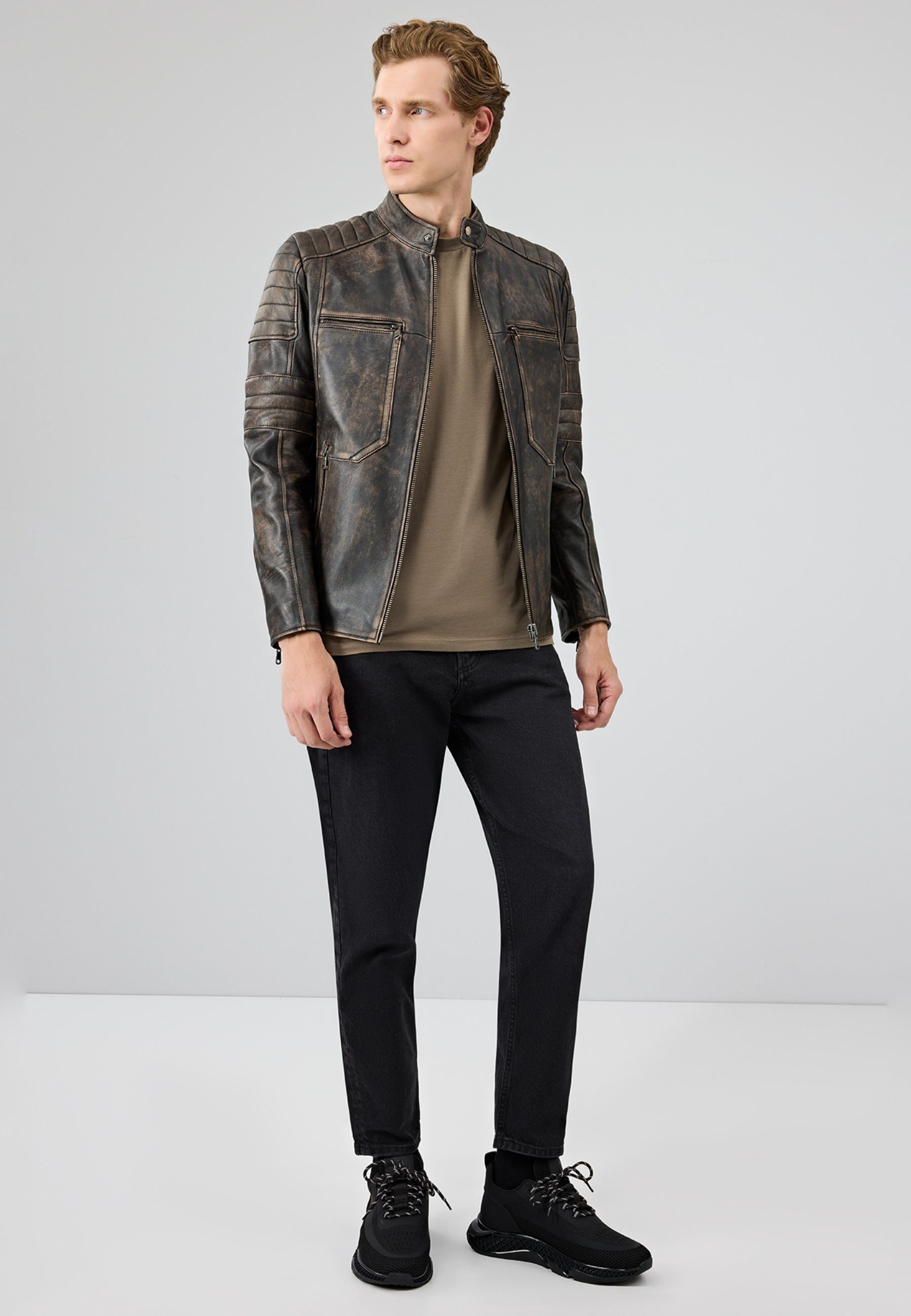Derimod Lederjacke Morant Vintage Slim-Fit Lederjacke Slim Fit, Reißverschluss, Stehkragen, Kurz, Textilfutter
