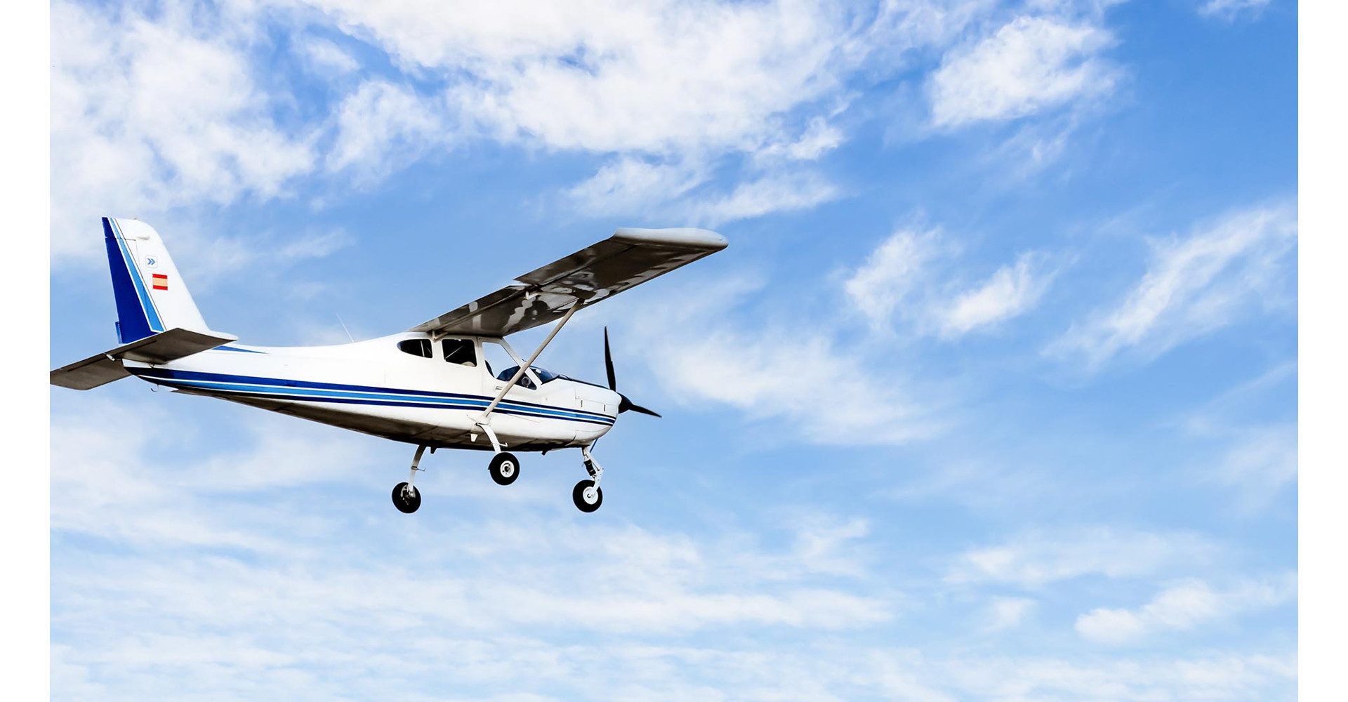 Jochen Schweizer Erlebnisgutschein Rundflug Ultraleichtflugzeug Leer (30 Min)